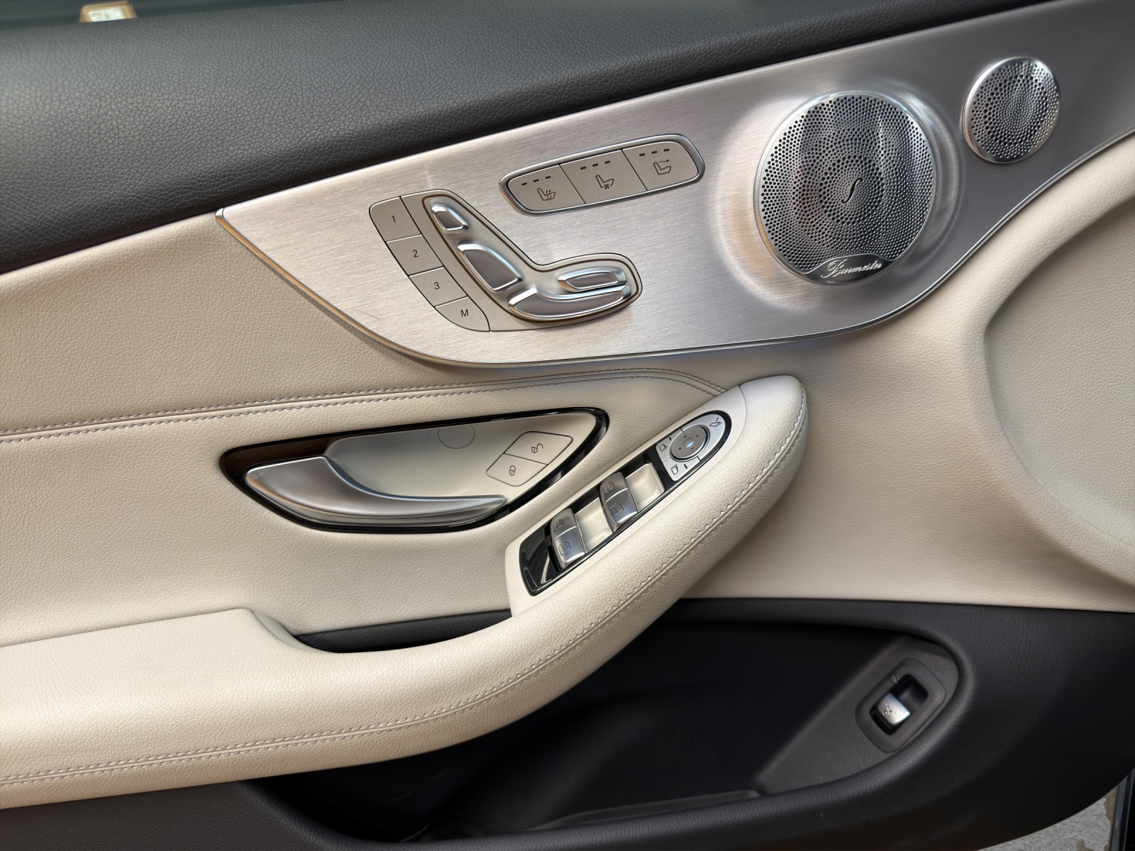 MERCEDES-BENZ C 200 4M - Cabrio / DISTRONIC / 360 Grad Kamera / Sitzklima-image-12
