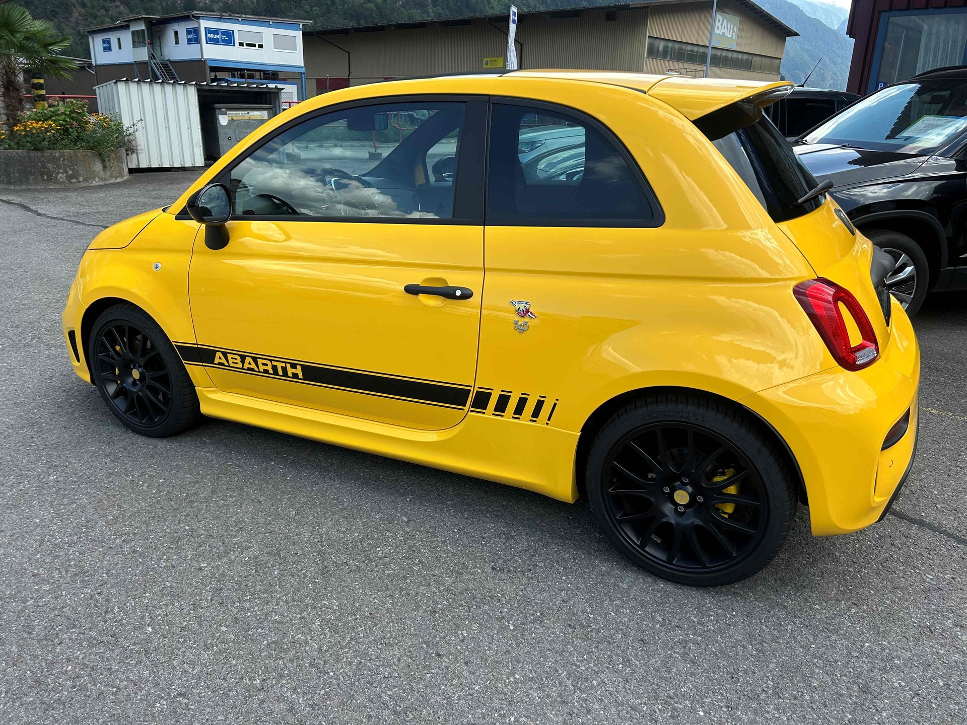 FIAT 595 1.4 16V Turbo Abarth Competizione-image-1