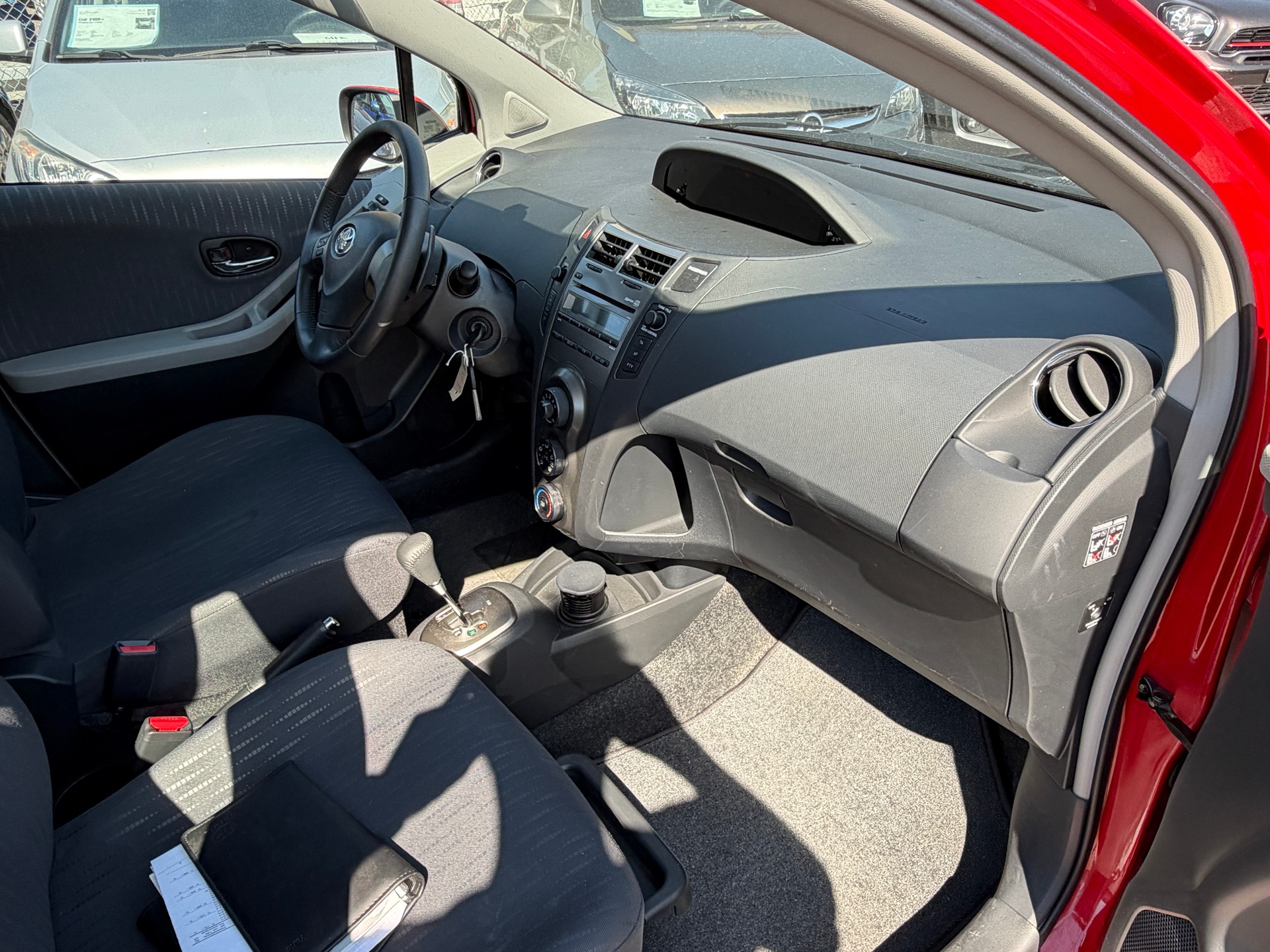 TOYOTA Yaris 1.33 Linea Luna Multimode-image-11