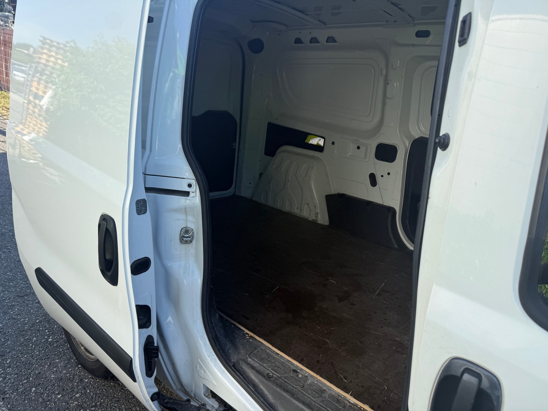 OPEL Combo 1.4i 2.4 L2H1-image-7