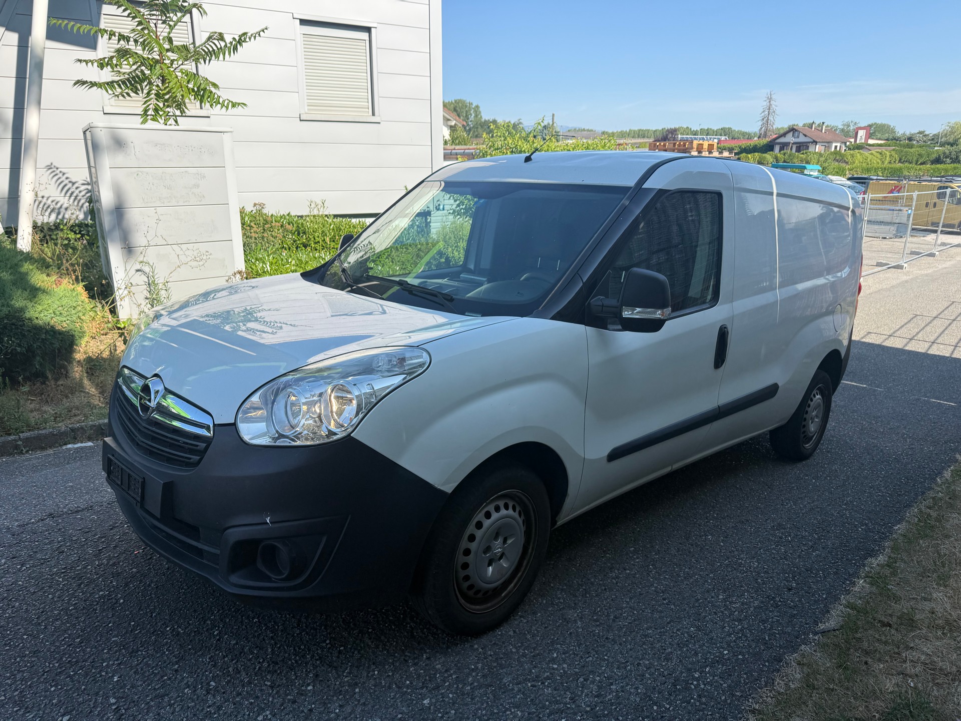 OPEL Combo 1.4i 2.4 L2H1-image-1
