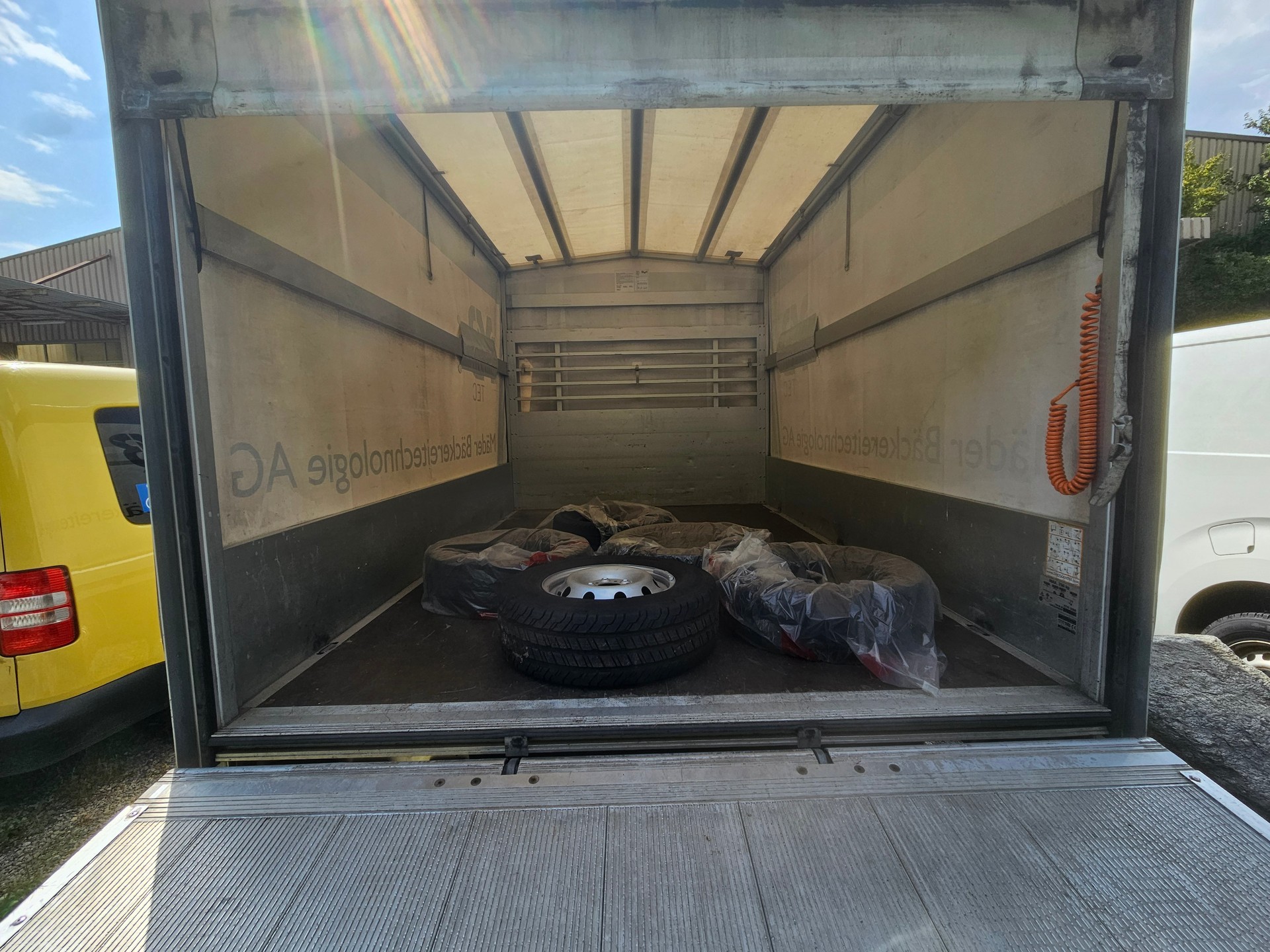 PEUGEOT Boxer 2.0 HDI 435 Active L2-image-6