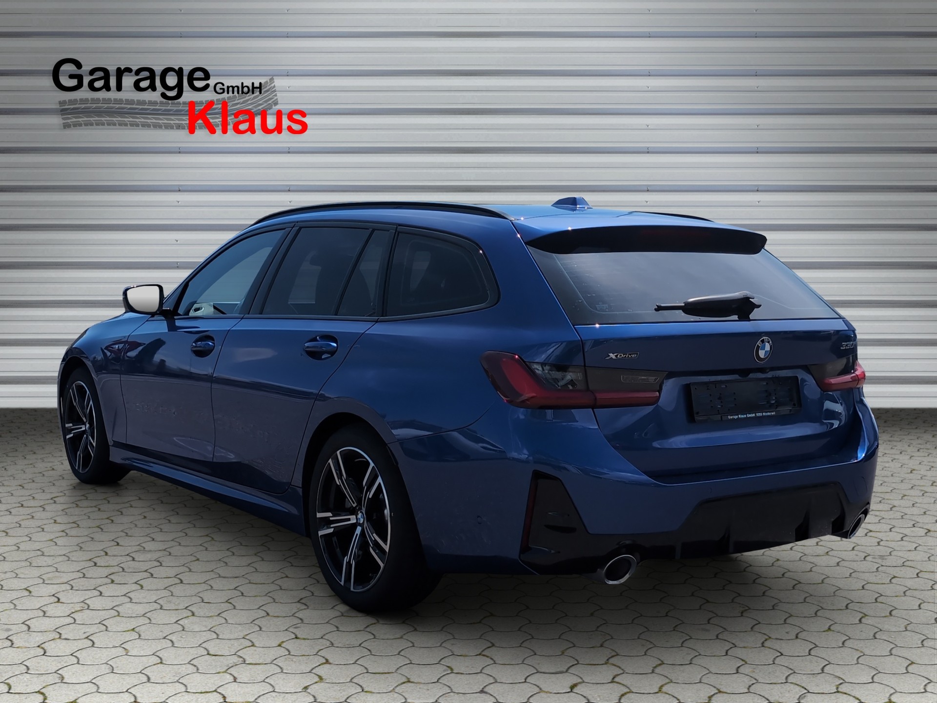 BMW 330i Touring xDrive Steptronic M Sport-image-3