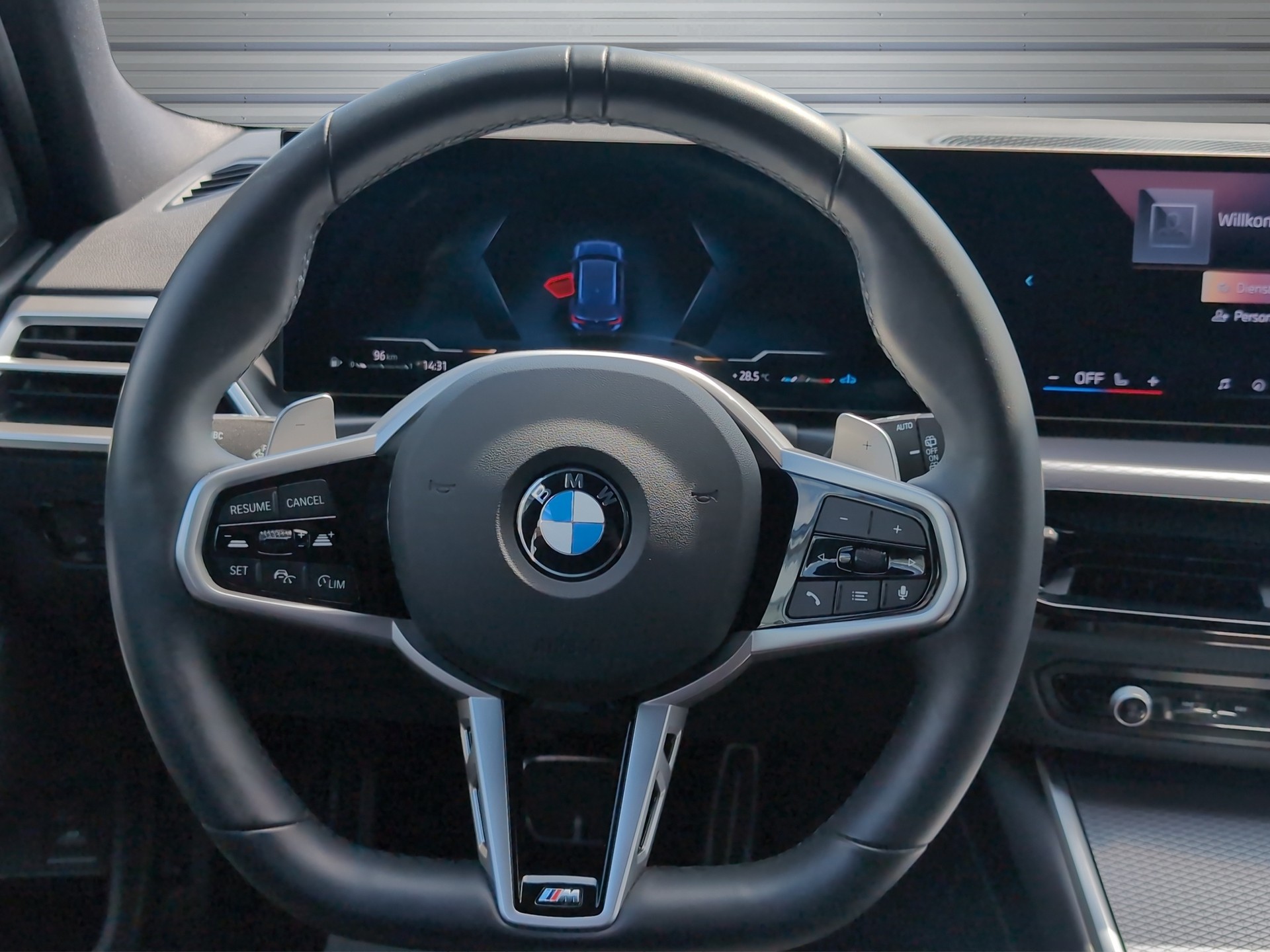 BMW 330i Touring xDrive Steptronic M Sport-image-9