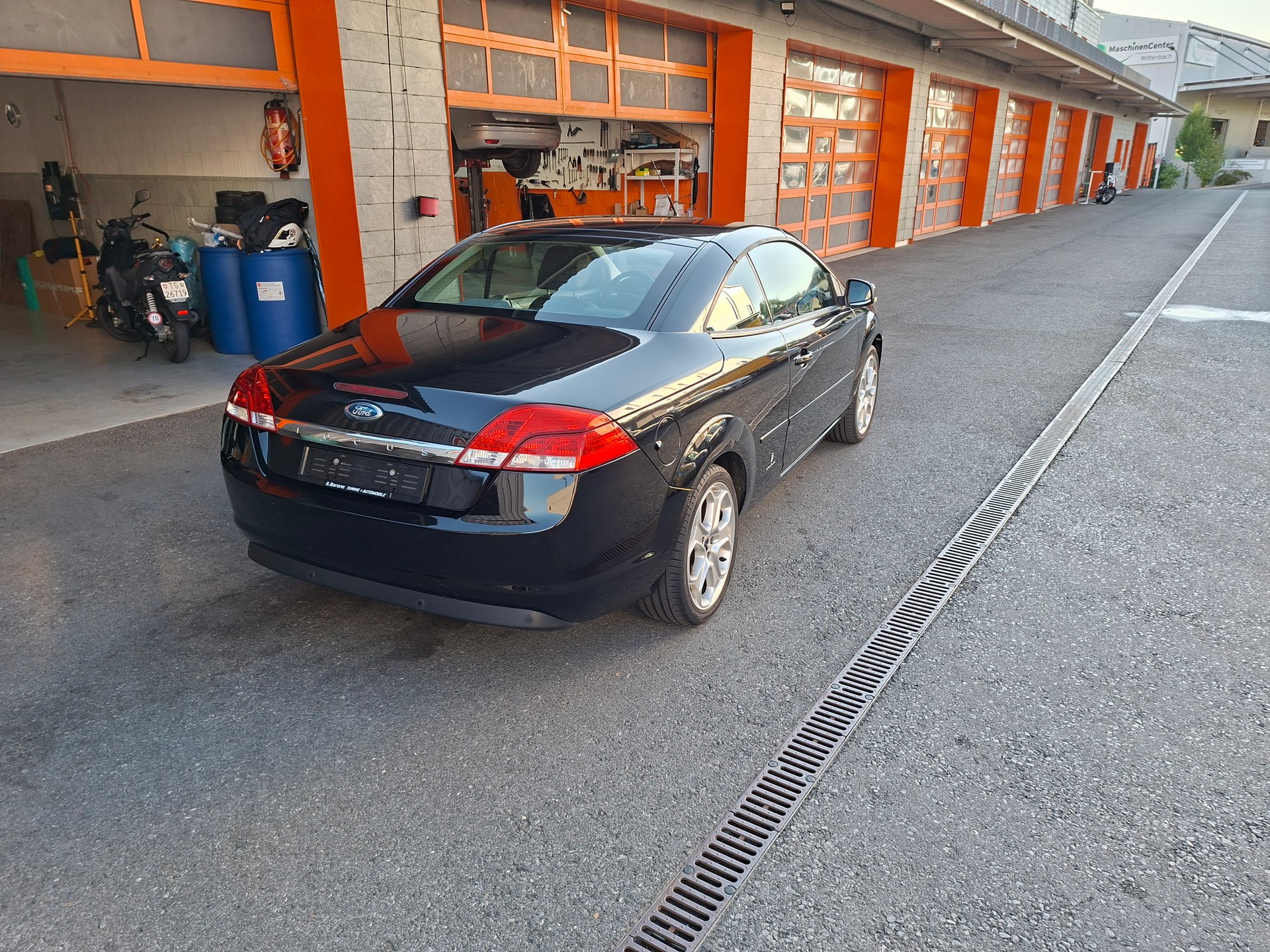 FORD Cabrio-image-3