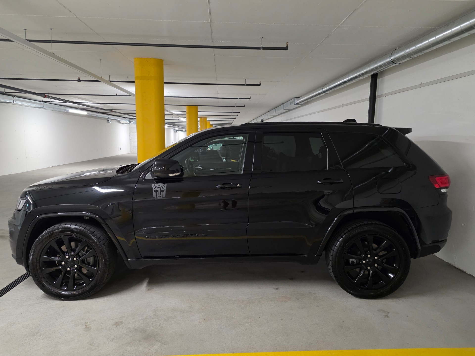 JEEP 3.0 CRD 250 Night Eagle-image-2