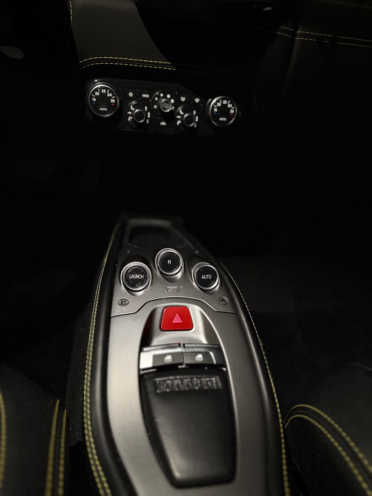 FERRARI 458 Italia 4.5 V8-image-24
