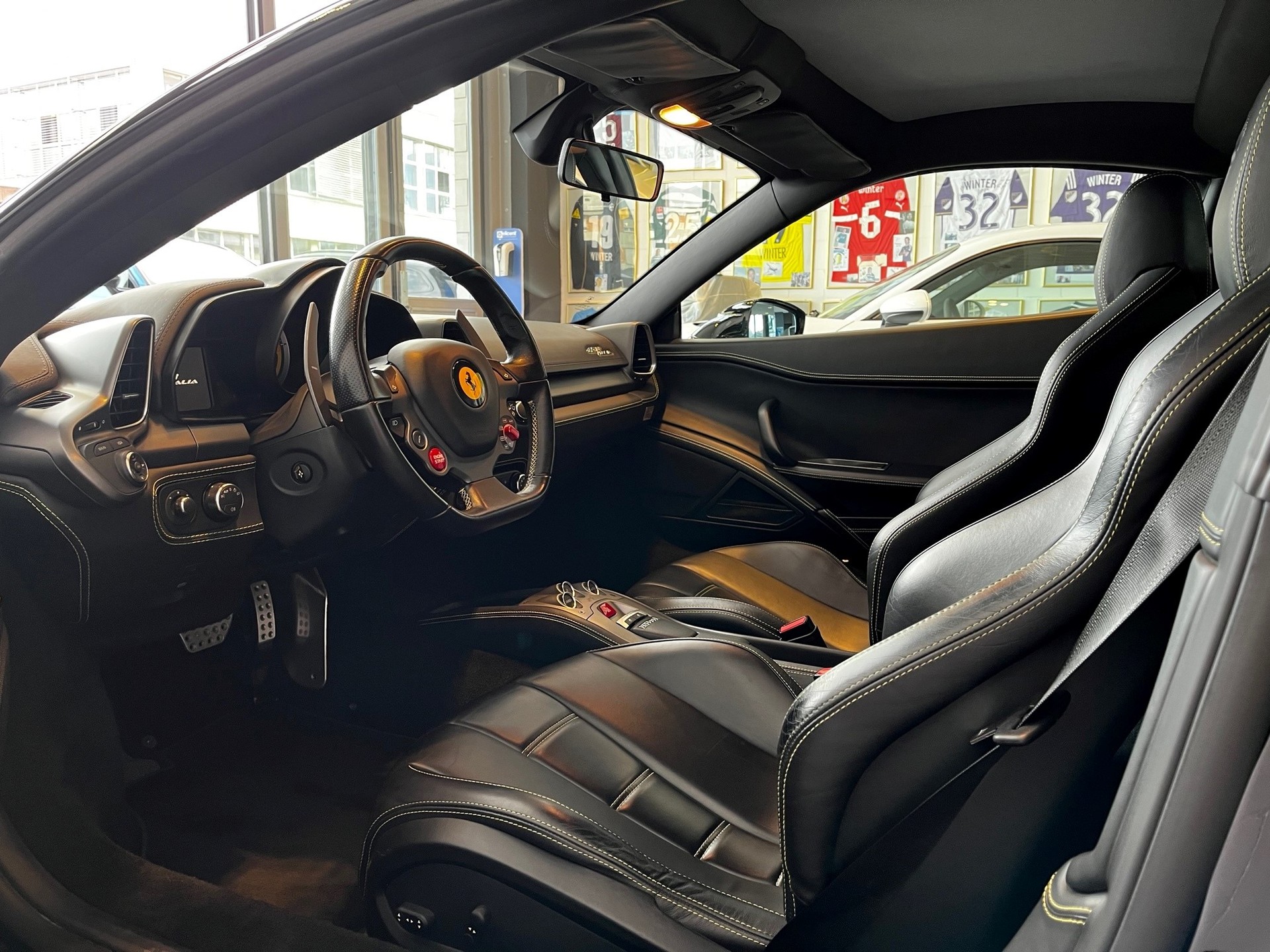 FERRARI 458 Italia 4.5 V8-image-11