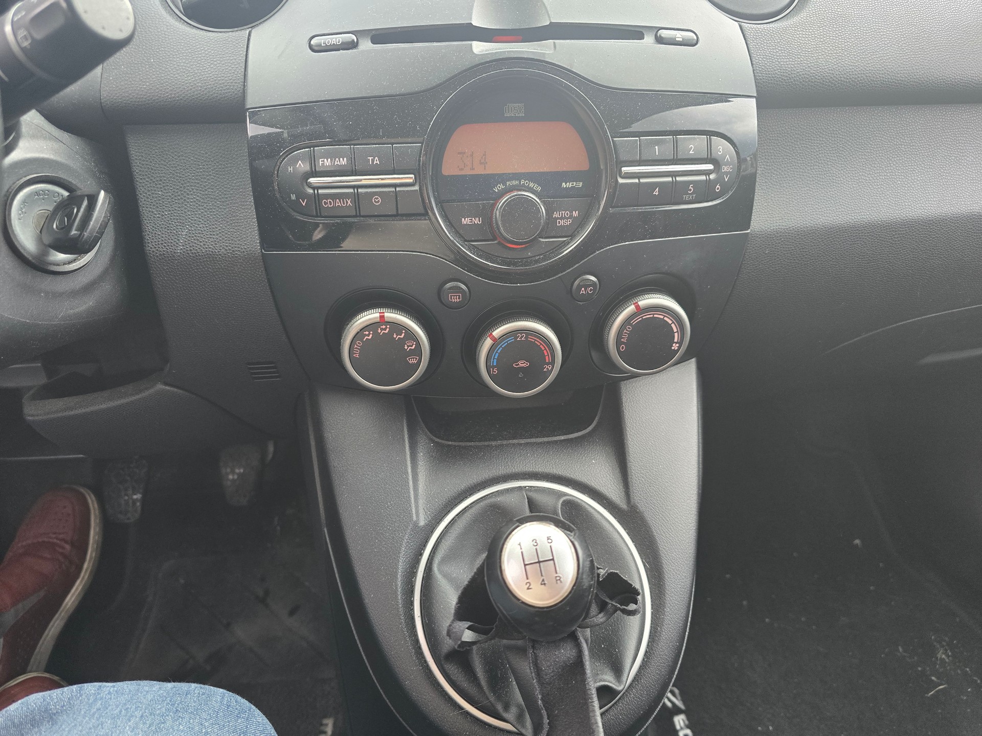 MAZDA 2 1.5i 16V Sport-image-7
