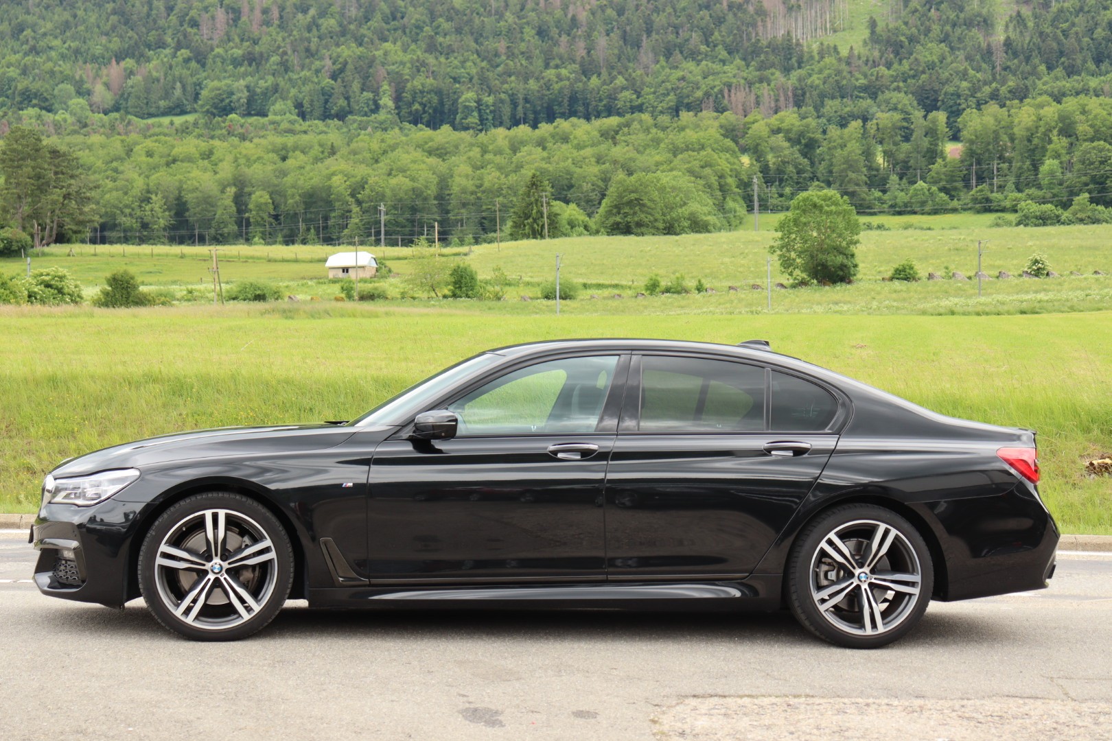 BMW 730d xDrive Steptronic • M-Packet • CH • Garantie-image-3