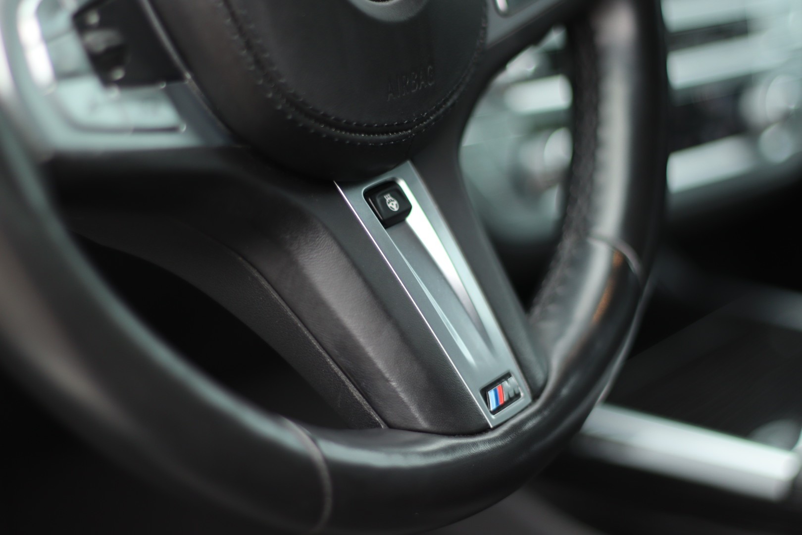 BMW 730d xDrive Steptronic • M-Packet • CH • Garantie-image-11