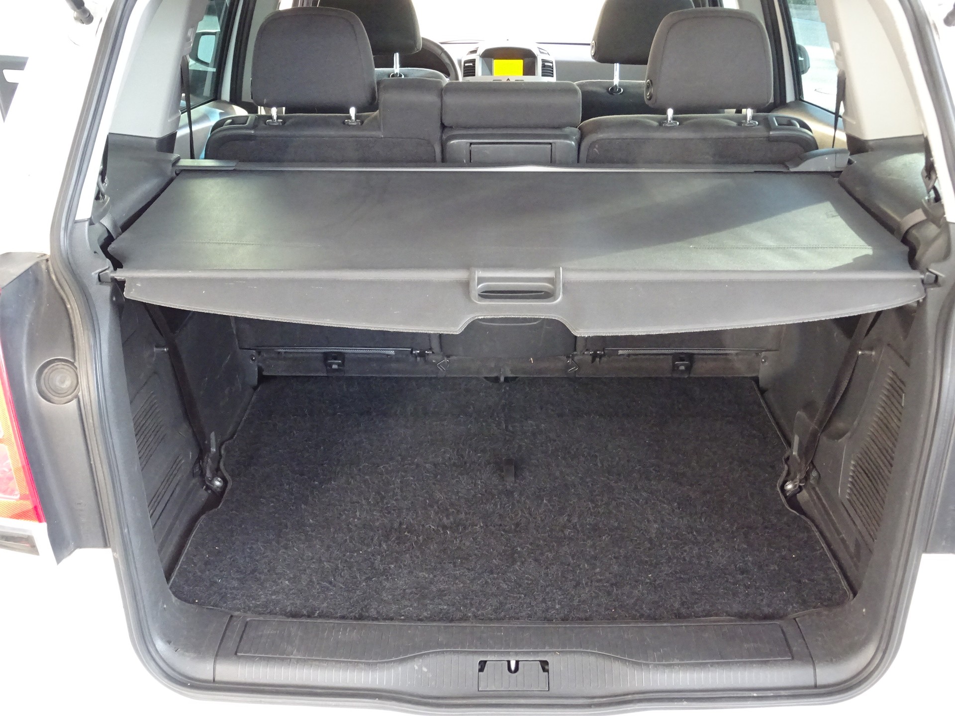 OPEL Zafira 2.2i 16V Enjoy-image-8