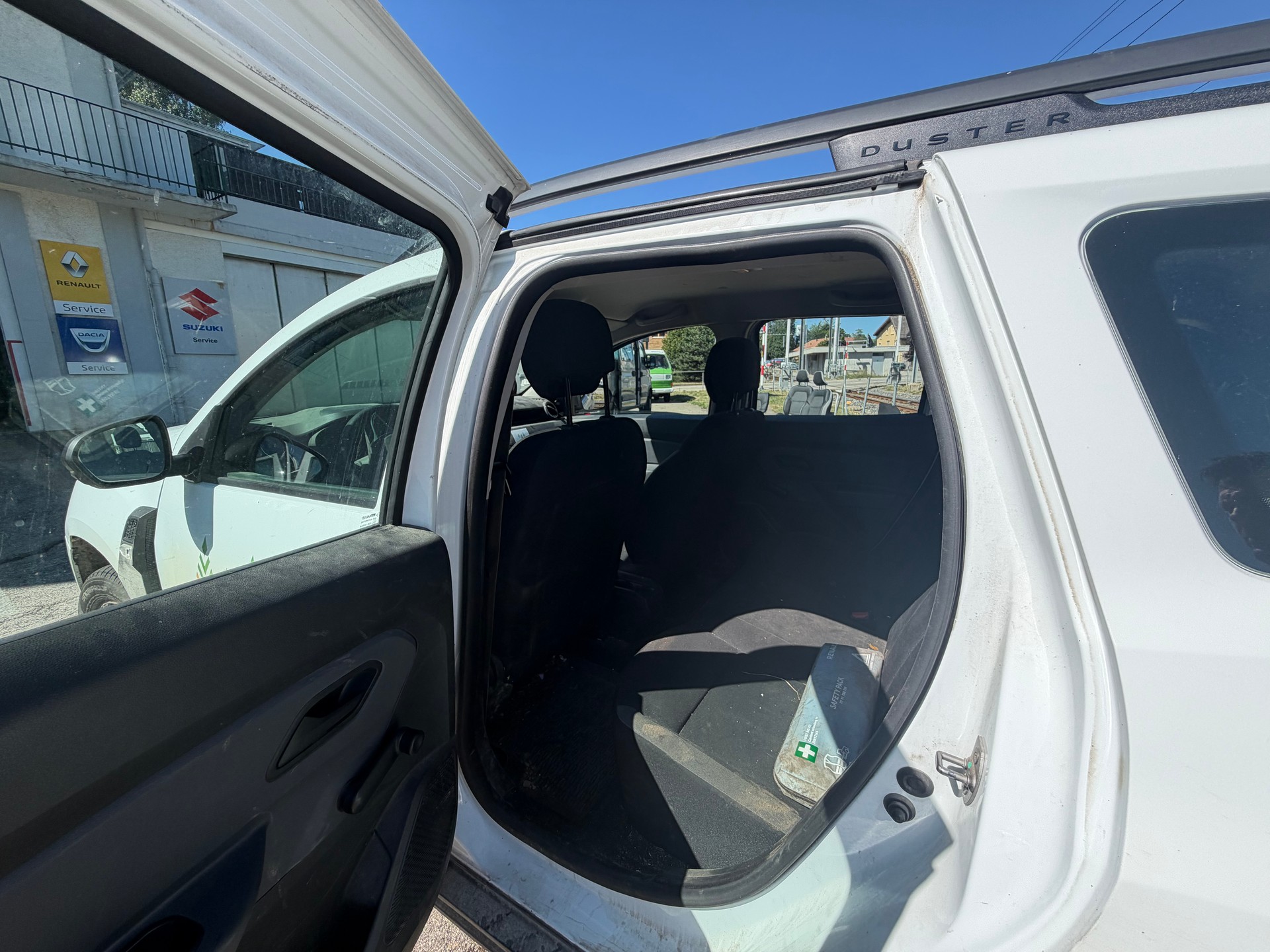 DACIA Duster TCe 125 Prestige 4x4-image-7