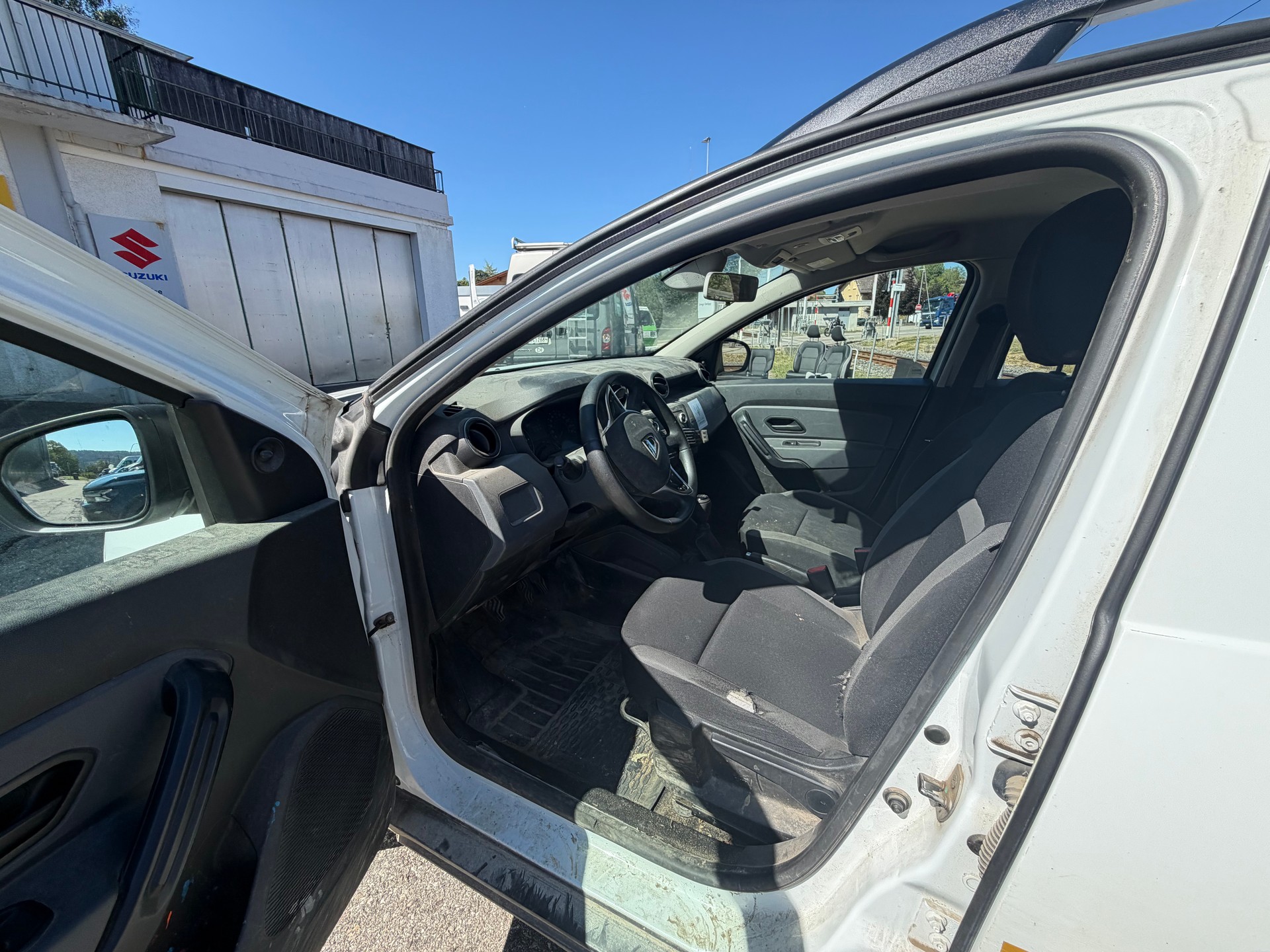 DACIA Duster TCe 125 Prestige 4x4-image-9