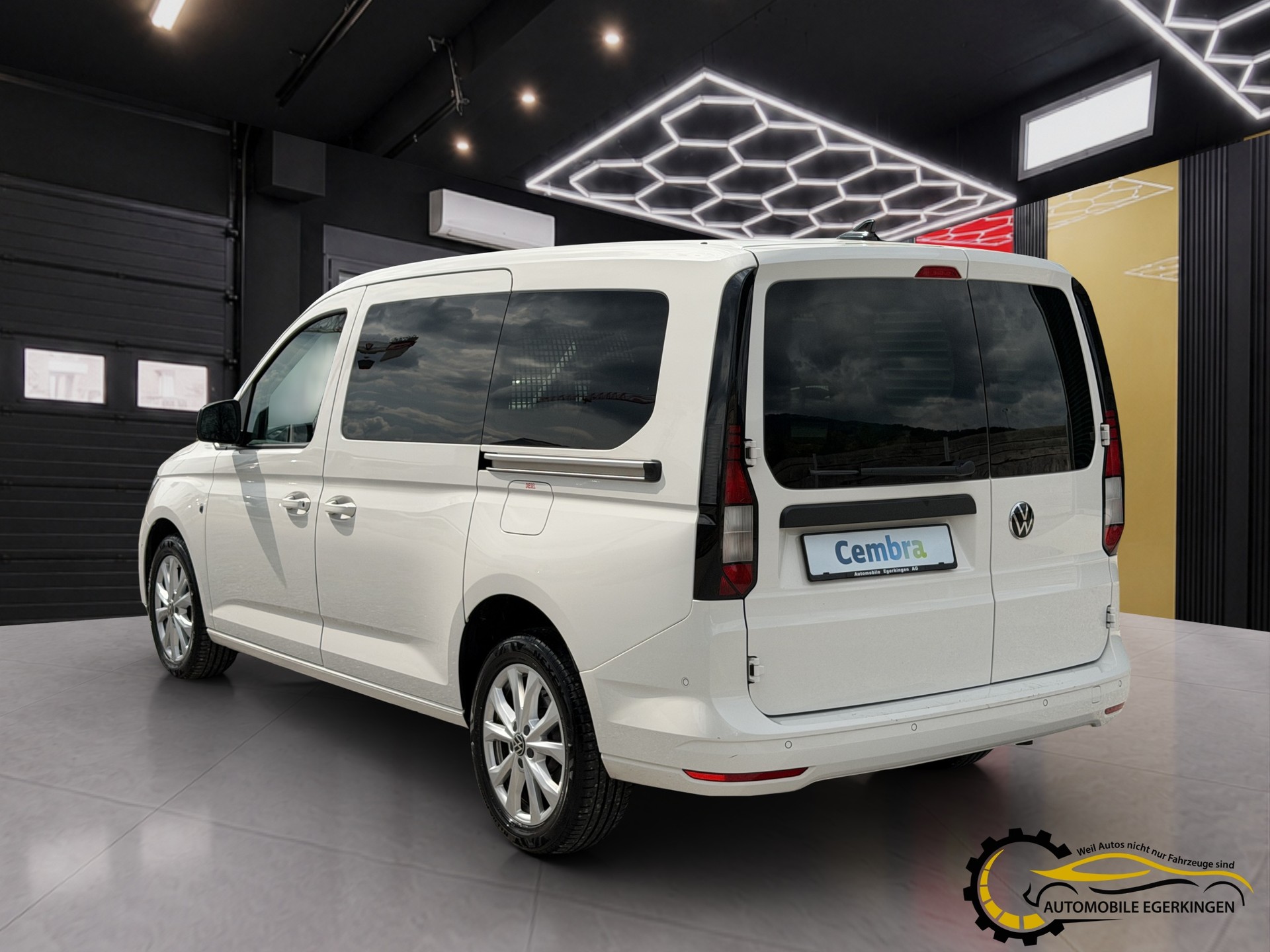 VW Caddy Cargo 2.0TDI Maxi DSG-image-6
