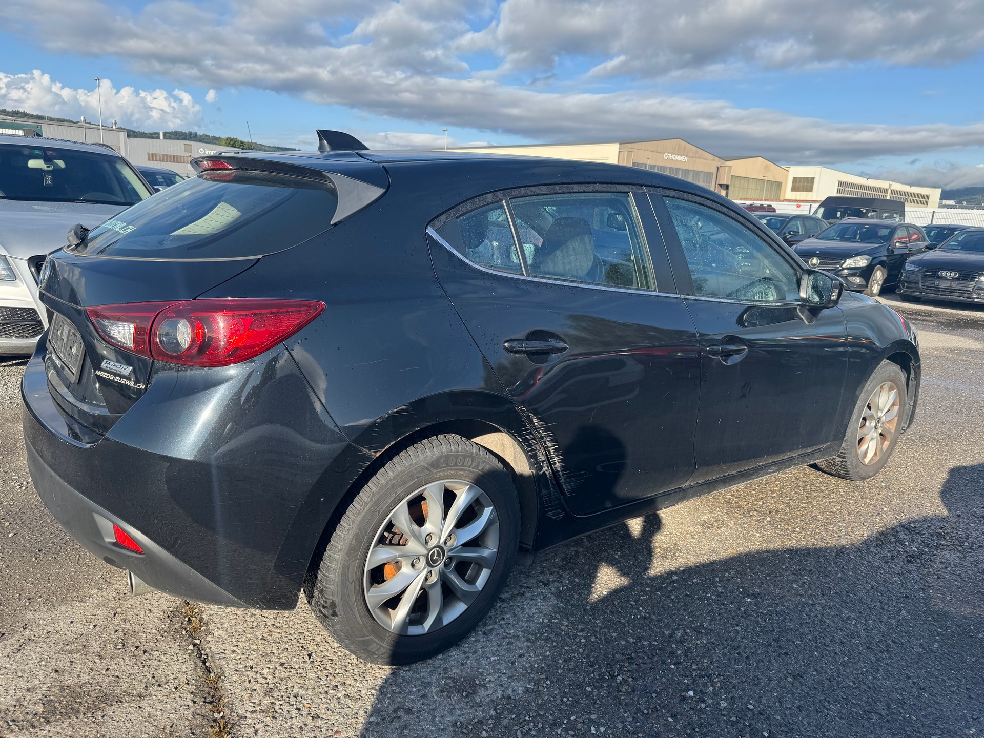 MAZDA 3 2.2 16V CD Ambition Plus-image-4