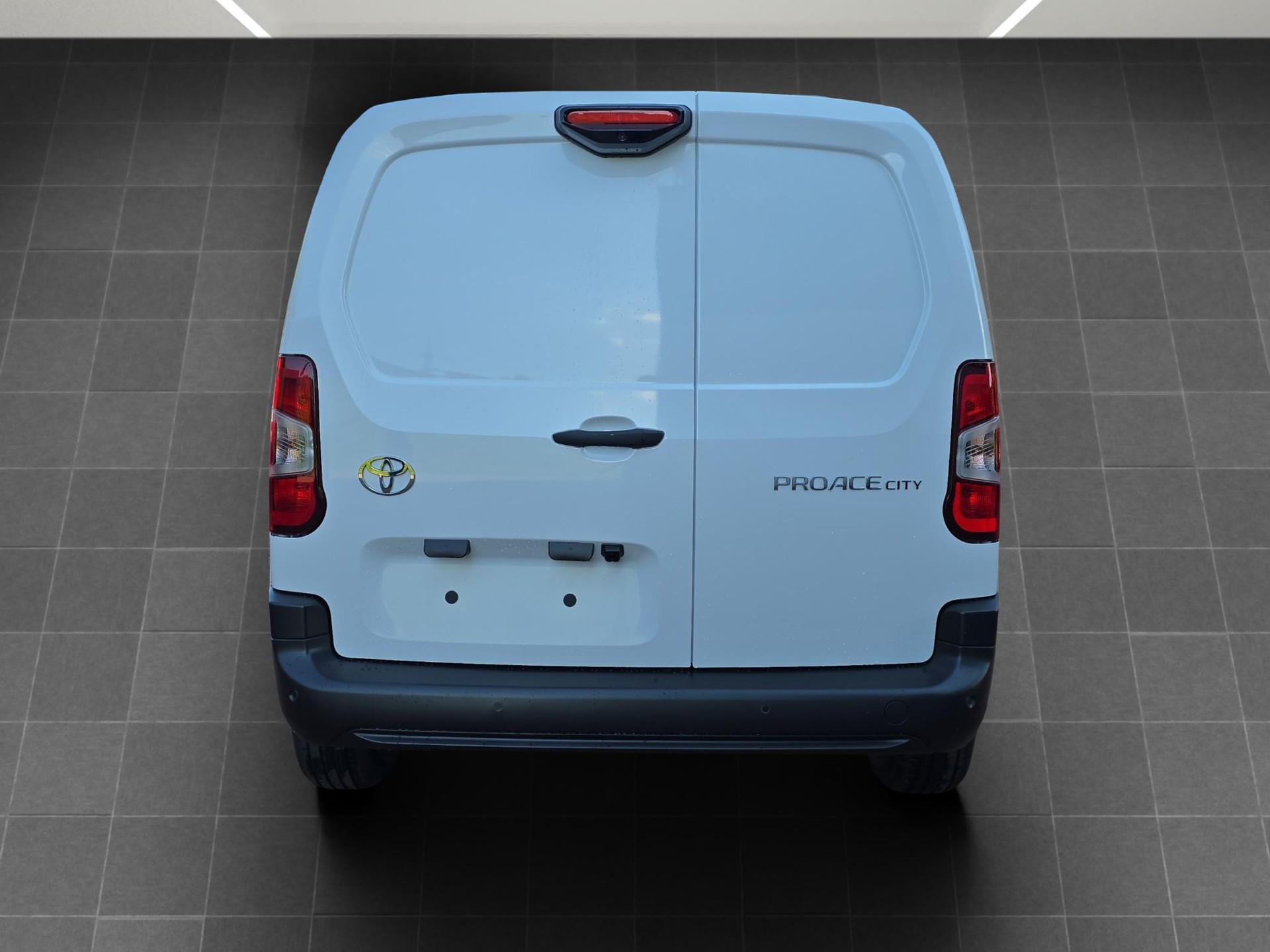 TOYOTA PROACE CITY Van L1 1.2 Advanced-image-3