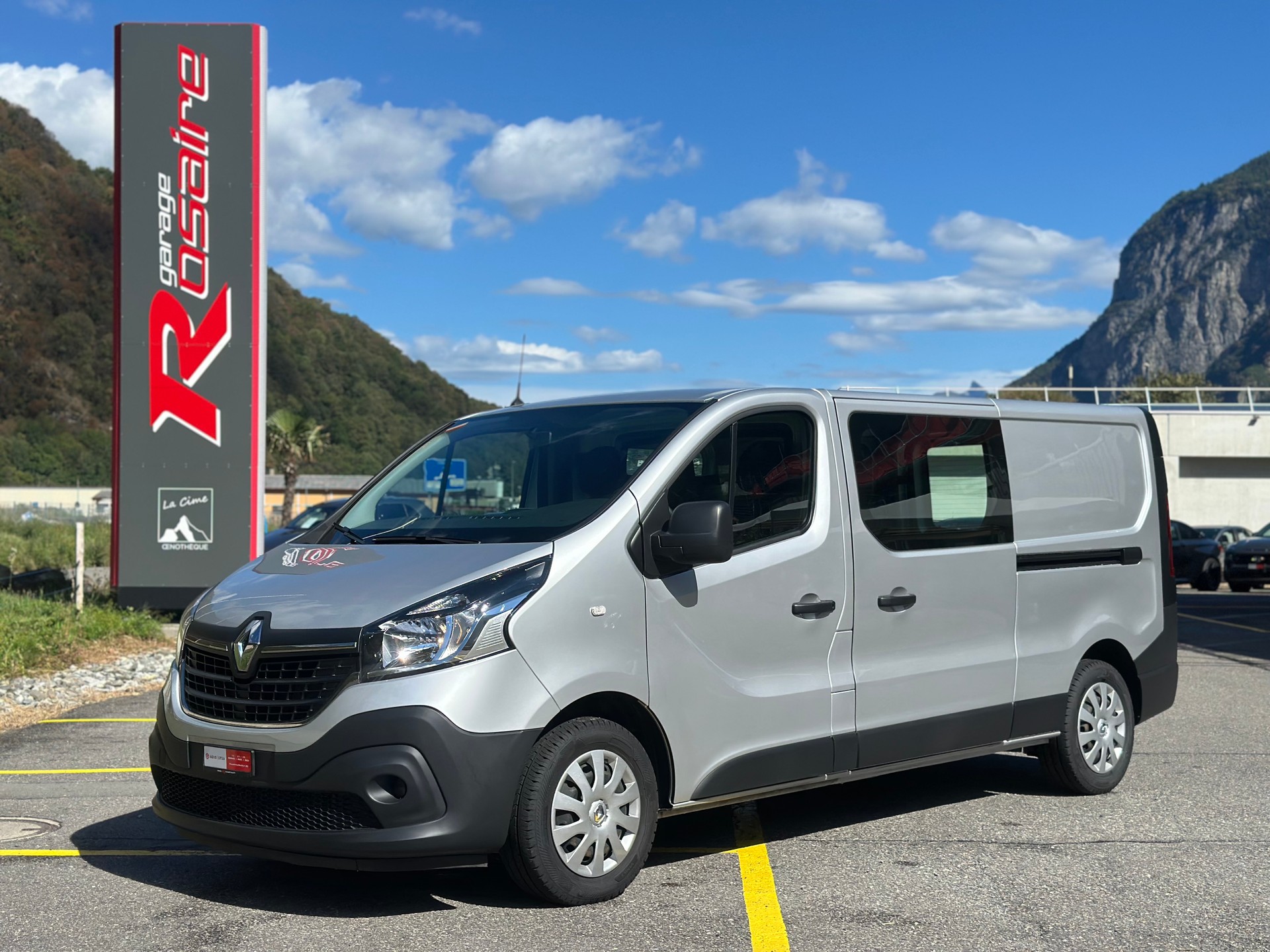 RENAULT Trafic 2.0 Energy dCi 120 3.0t Business L2H1-image-1