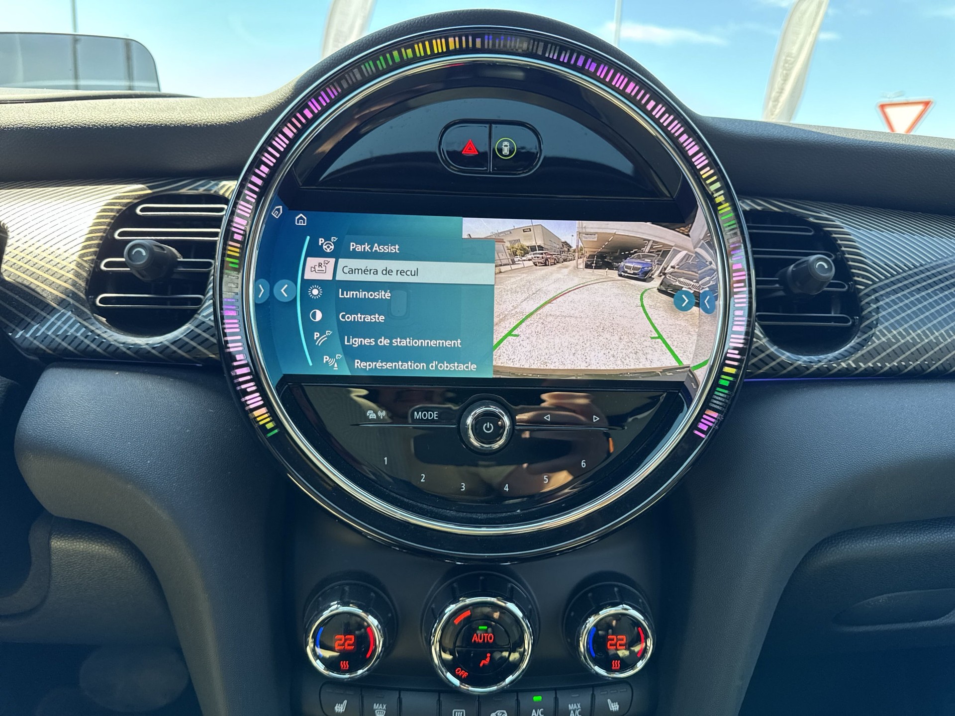 MINI Cooper SE Resolute Edition-image-10