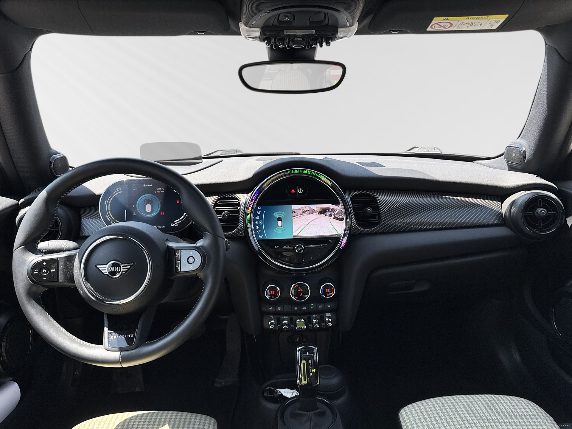 MINI Cooper SE Resolute Edition-image-5