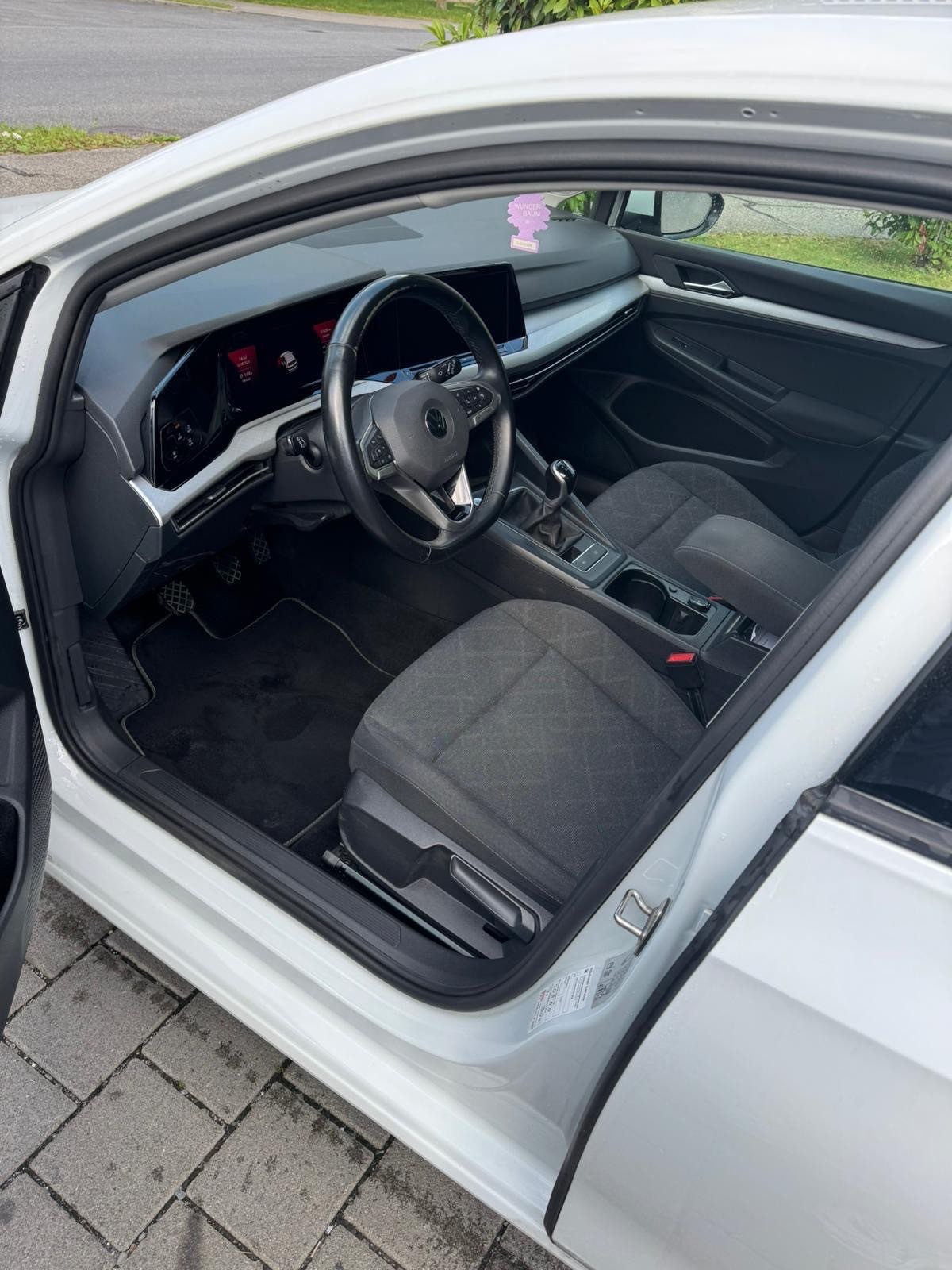 VW 1.5 TSI Life-image-3