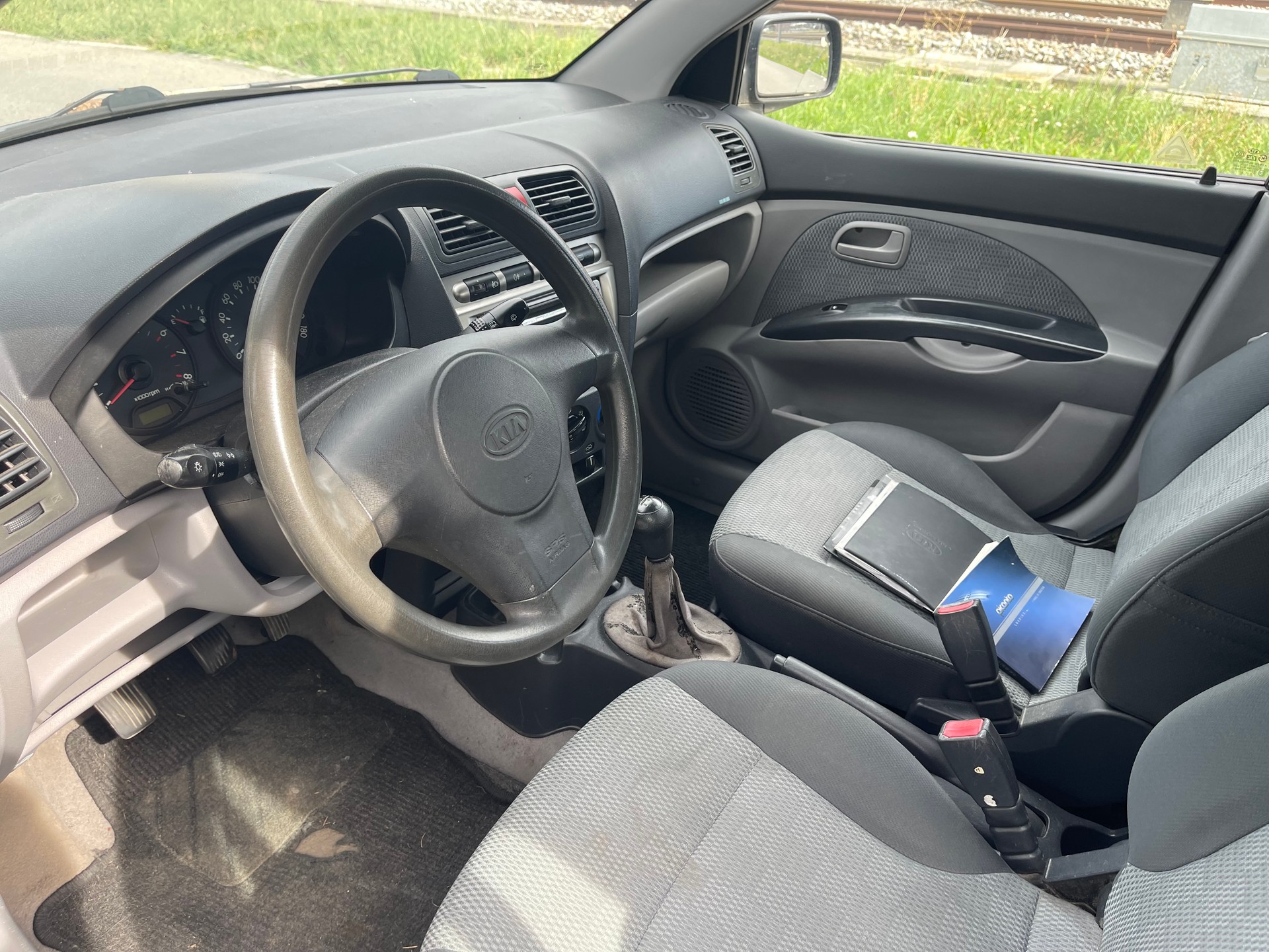 KIA Picanto 1.1 EX-image-6