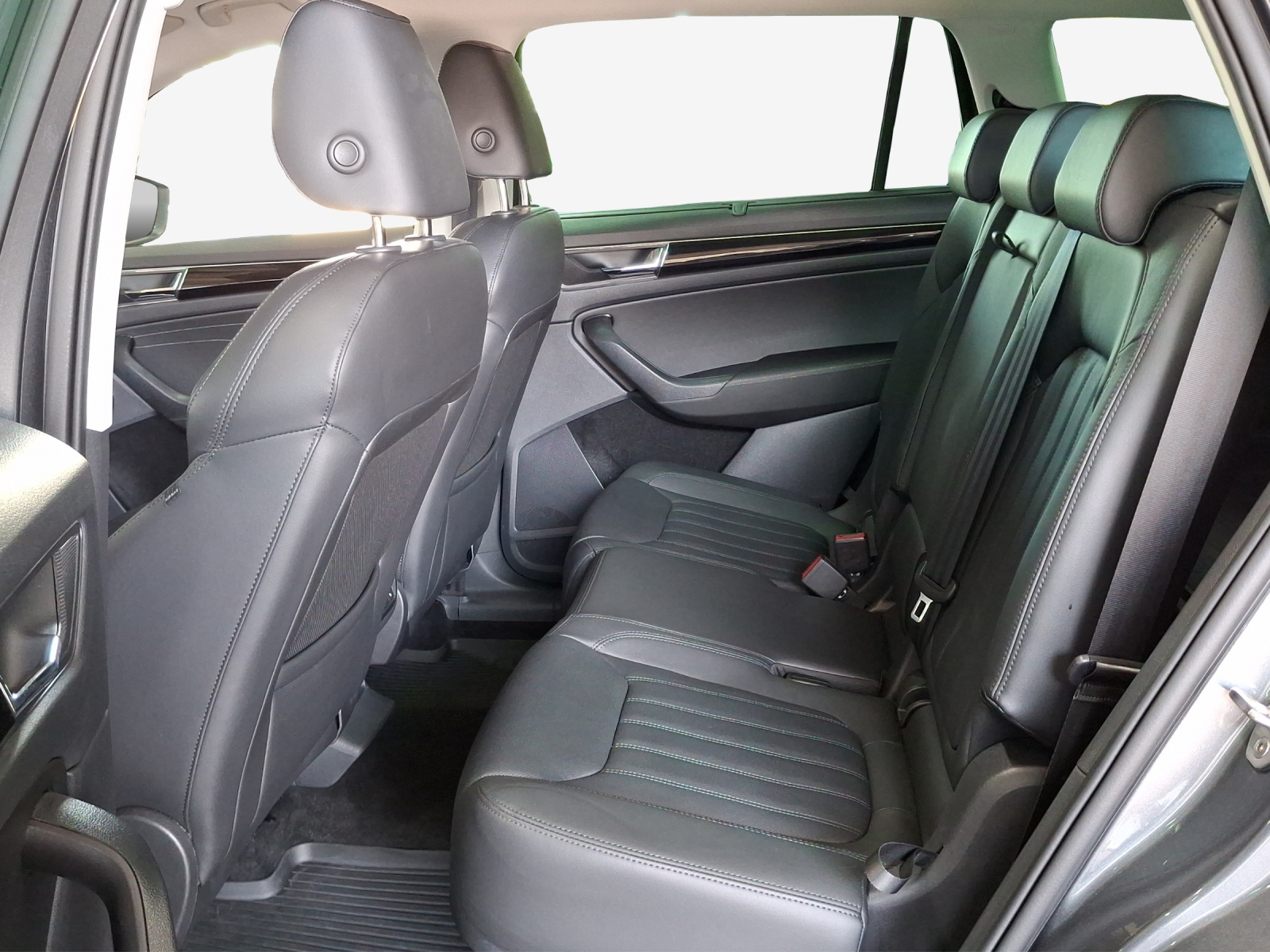 SKODA Kodiaq 2.0 TSI 4x4 L&K-image-11