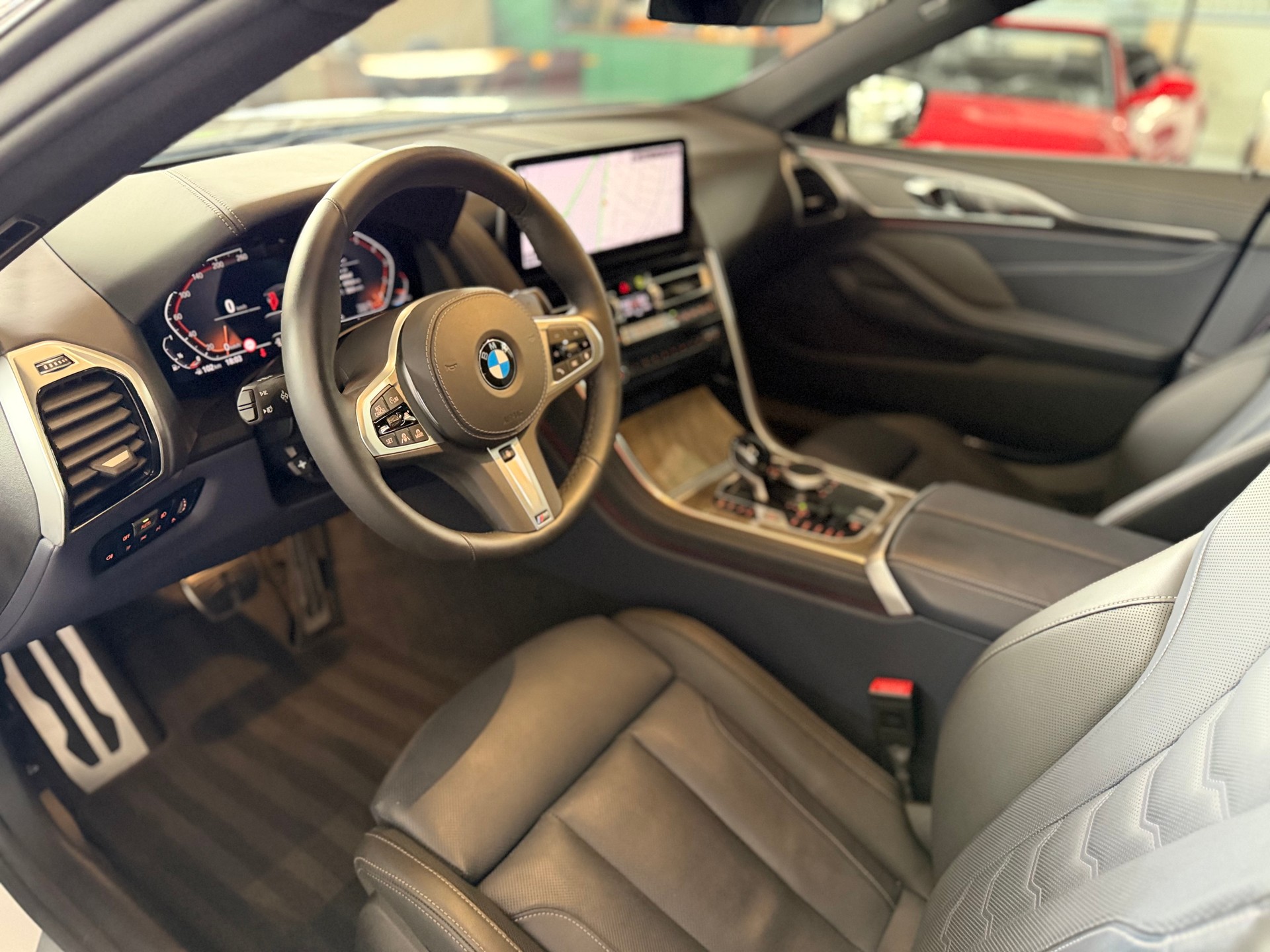 BMW 840i sDrive M Sport Pro Steptronic GRAN COUPE-image-15