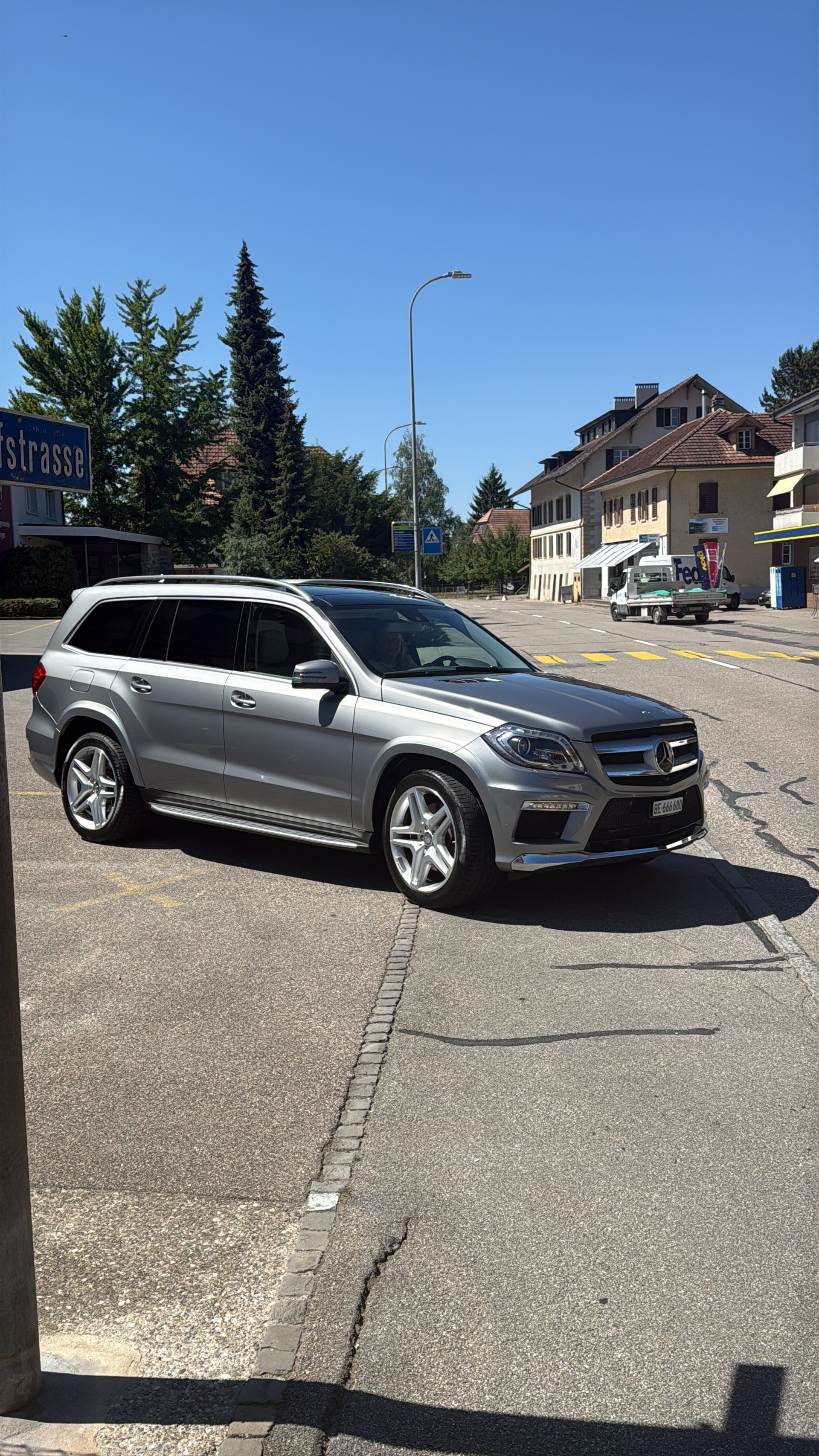 MERCEDES-BENZ GL 350 BlueTEC 4Matic 7G-TRONIC 7 SITZER (CH)-image-0
