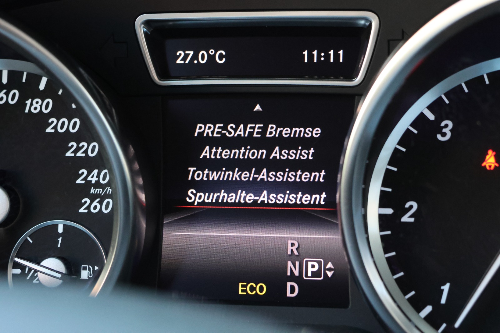 MERCEDES-BENZ GL 350 BlueTEC 4Matic 7G-TRONIC 7 SITZER (CH)-image-19