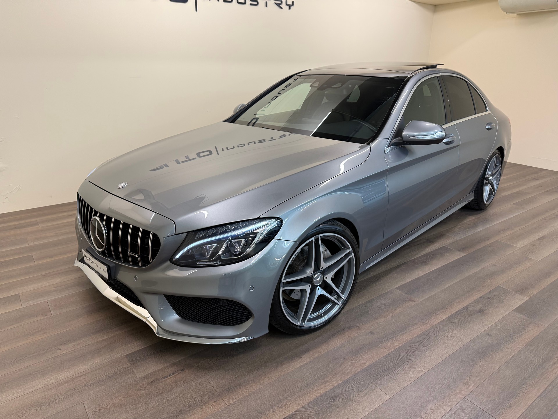 MERCEDES-BENZ C 220 BlueTEC AMG Line 7G-Tronic-showroom-element-1