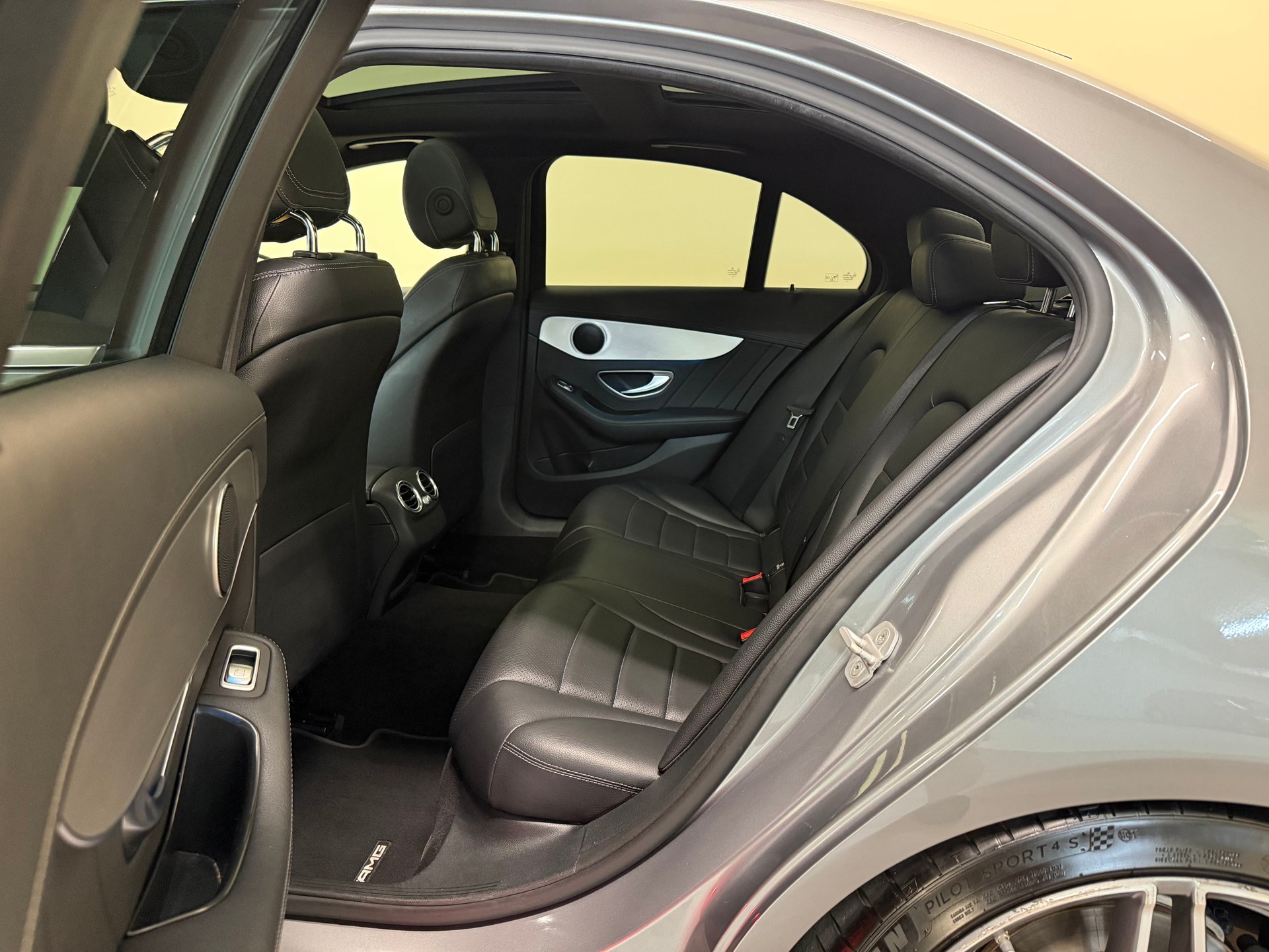 MERCEDES-BENZ C 220 BlueTEC AMG Line 7G-Tronic-image-20