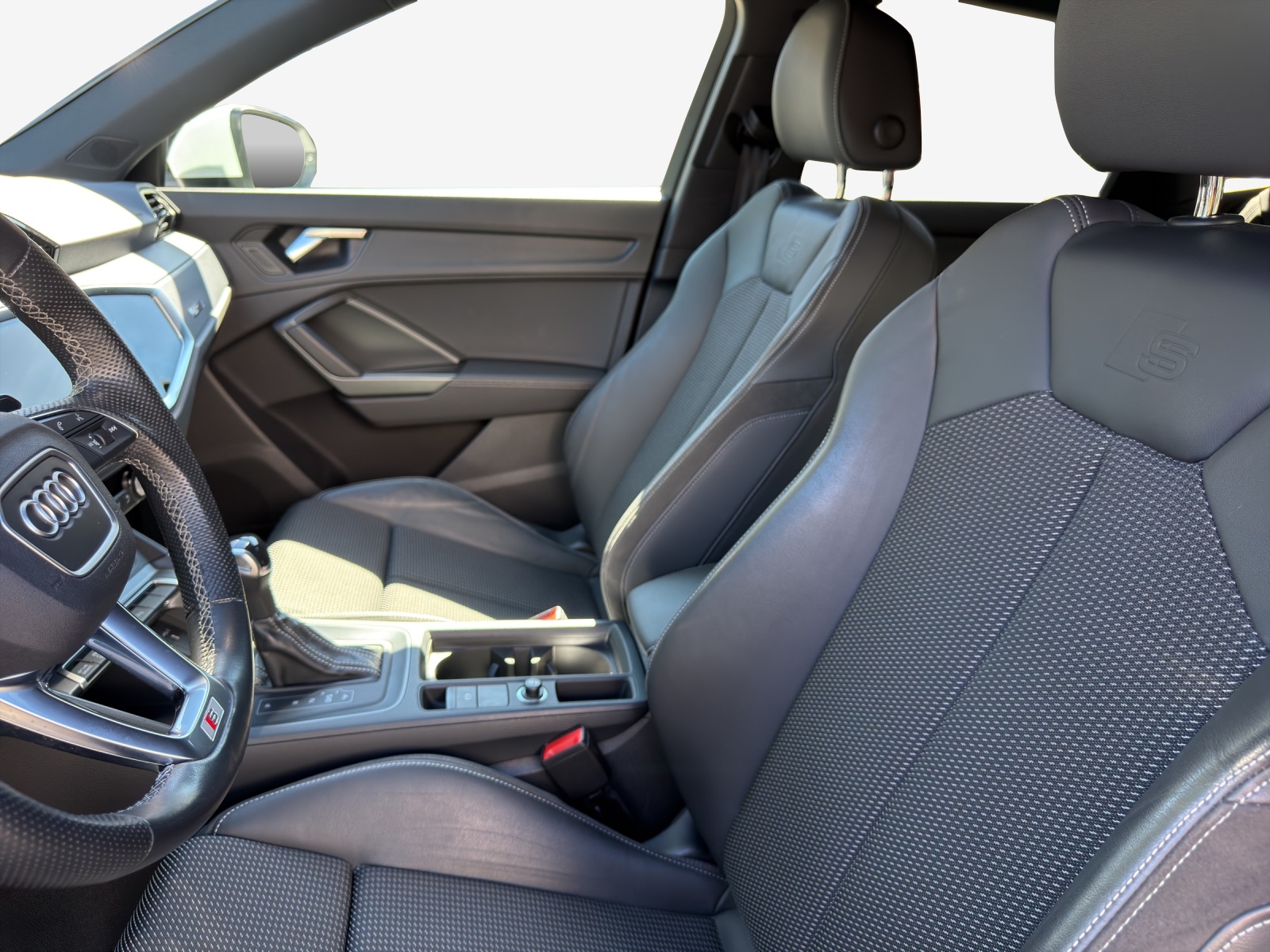 AUDI Q3 Sportback 35 TFSI S line Attraction S-tronic-image-7