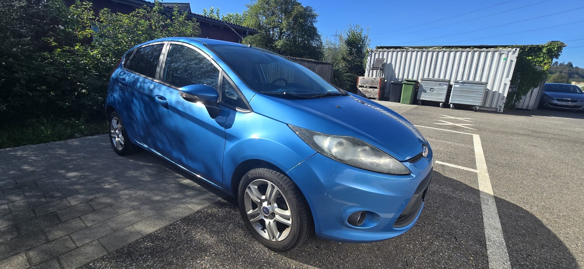FORD Fiesta 1.4 16V Trend Automatic-image-1