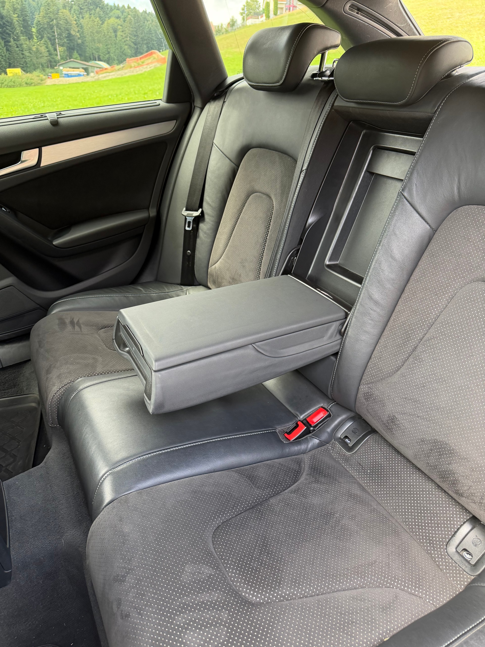 AUDI 3.0 V6 TDI 245 quattro-image-4
