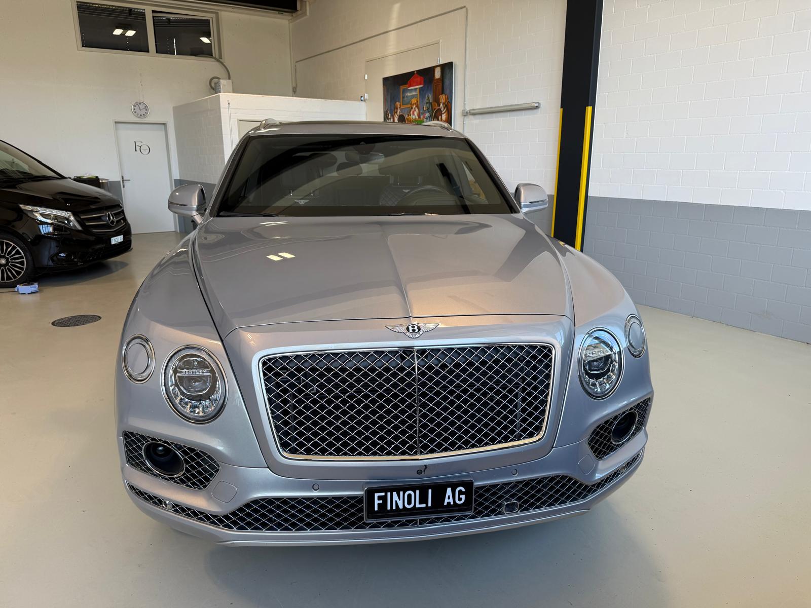 BENTLEY Bentayga W12-image-7