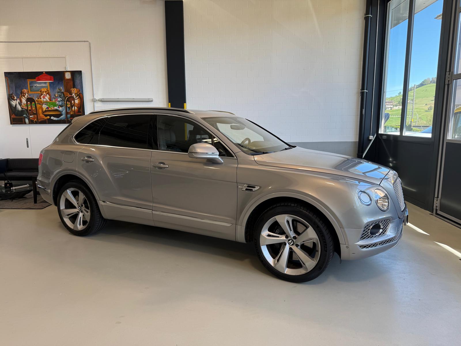 BENTLEY Bentayga W12-image-1