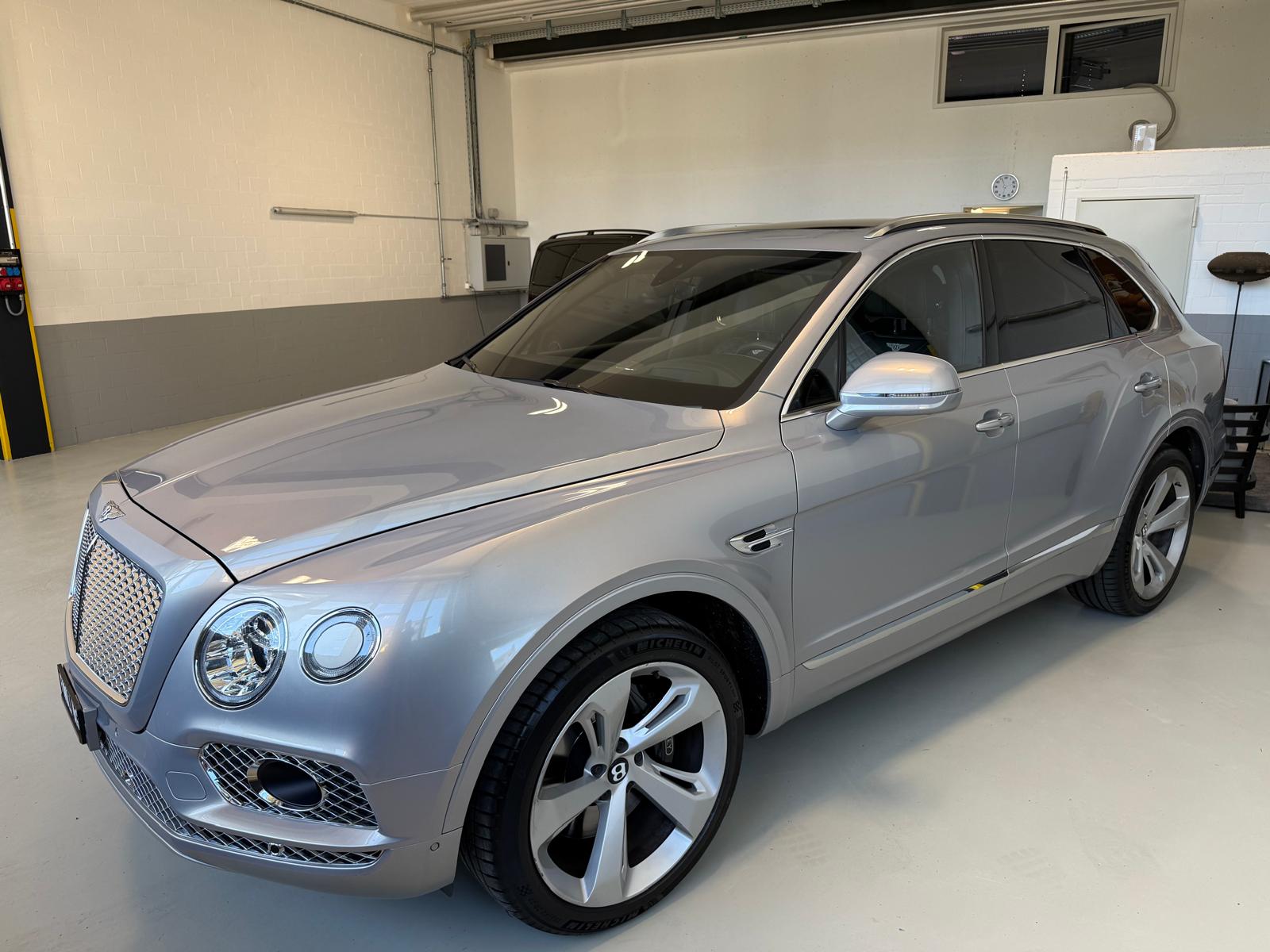BENTLEY Bentayga W12-image-6