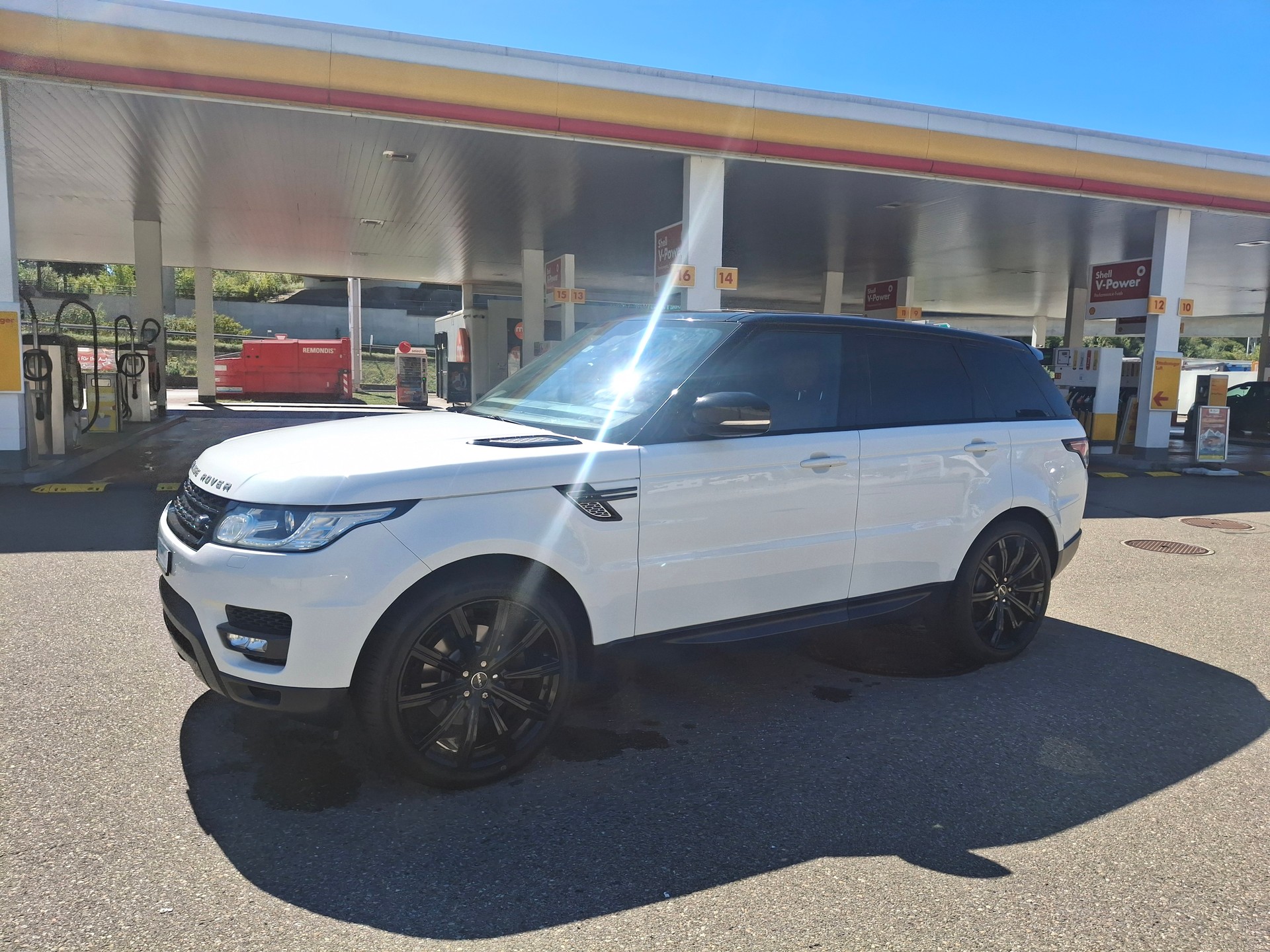 LAND ROVER Range Rover Sport 3.0 V6 SC HSE Dynamic Automatic-image-15