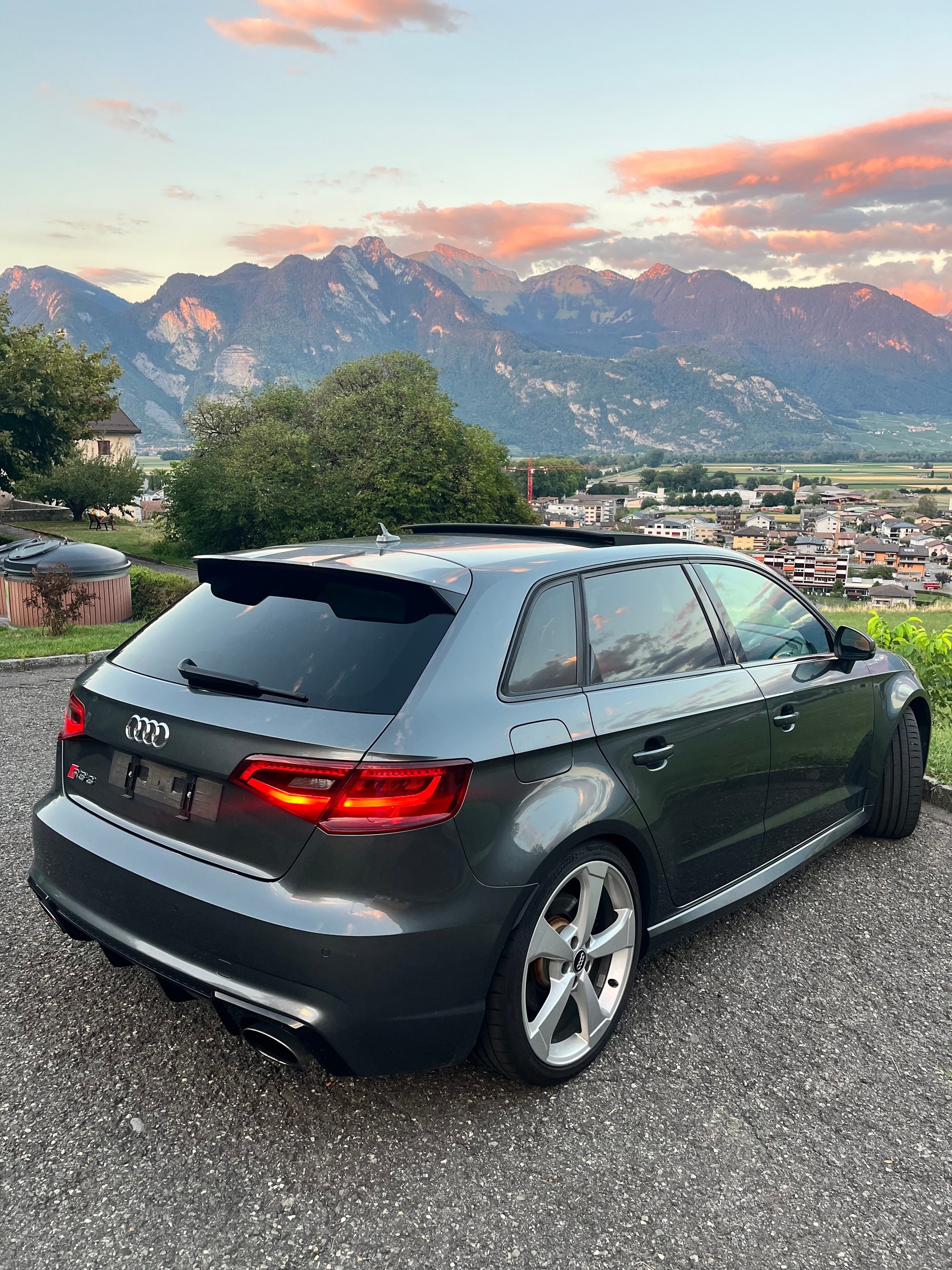 AUDI RS3 2.5 T FSI quattro S-Tronic-image-1