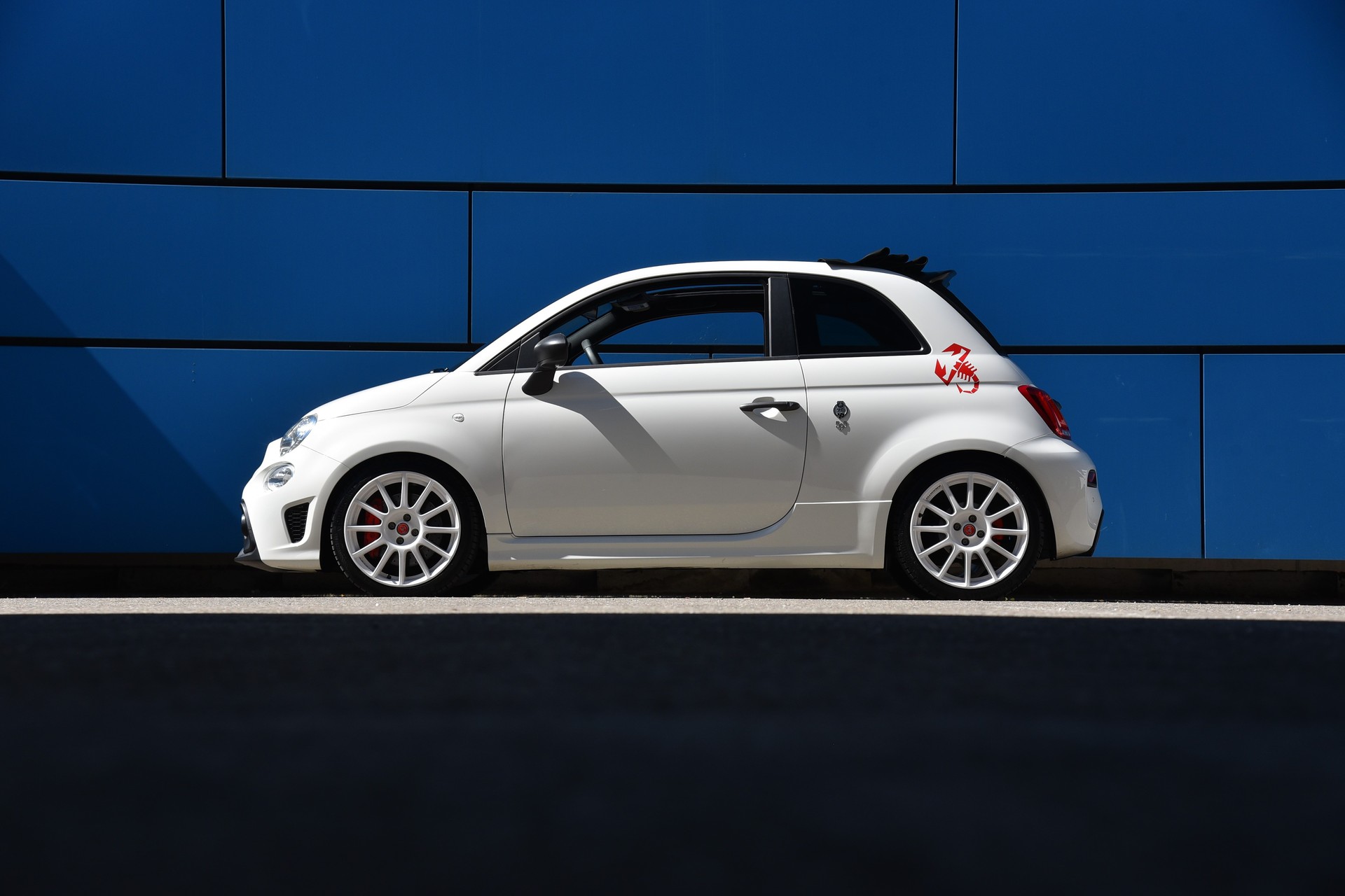 FIAT 595C 1.4 16V Turbo Abarth Esseesse Dualogic-image-10
