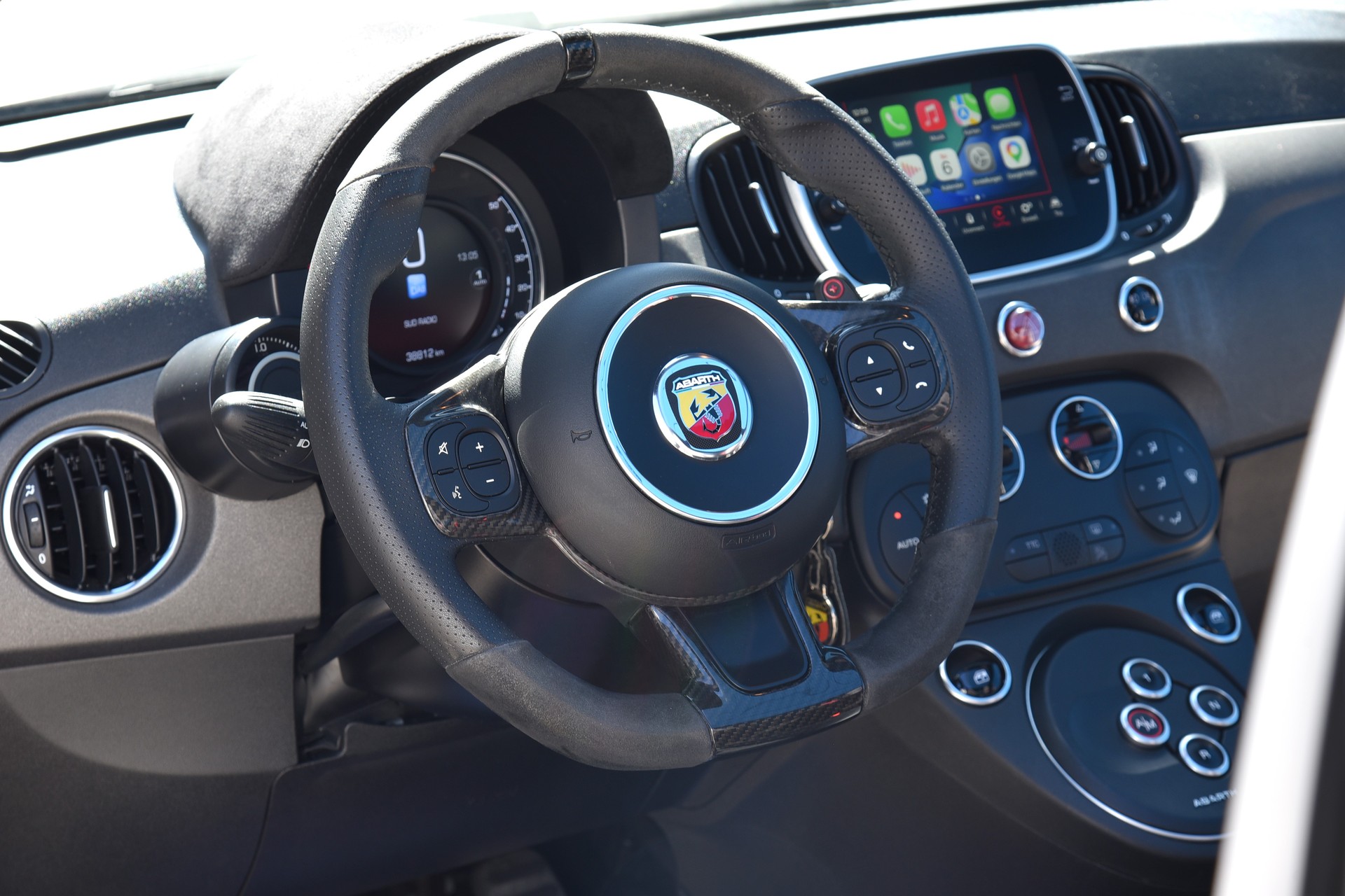 FIAT 595C 1.4 16V Turbo Abarth Esseesse Dualogic-image-3