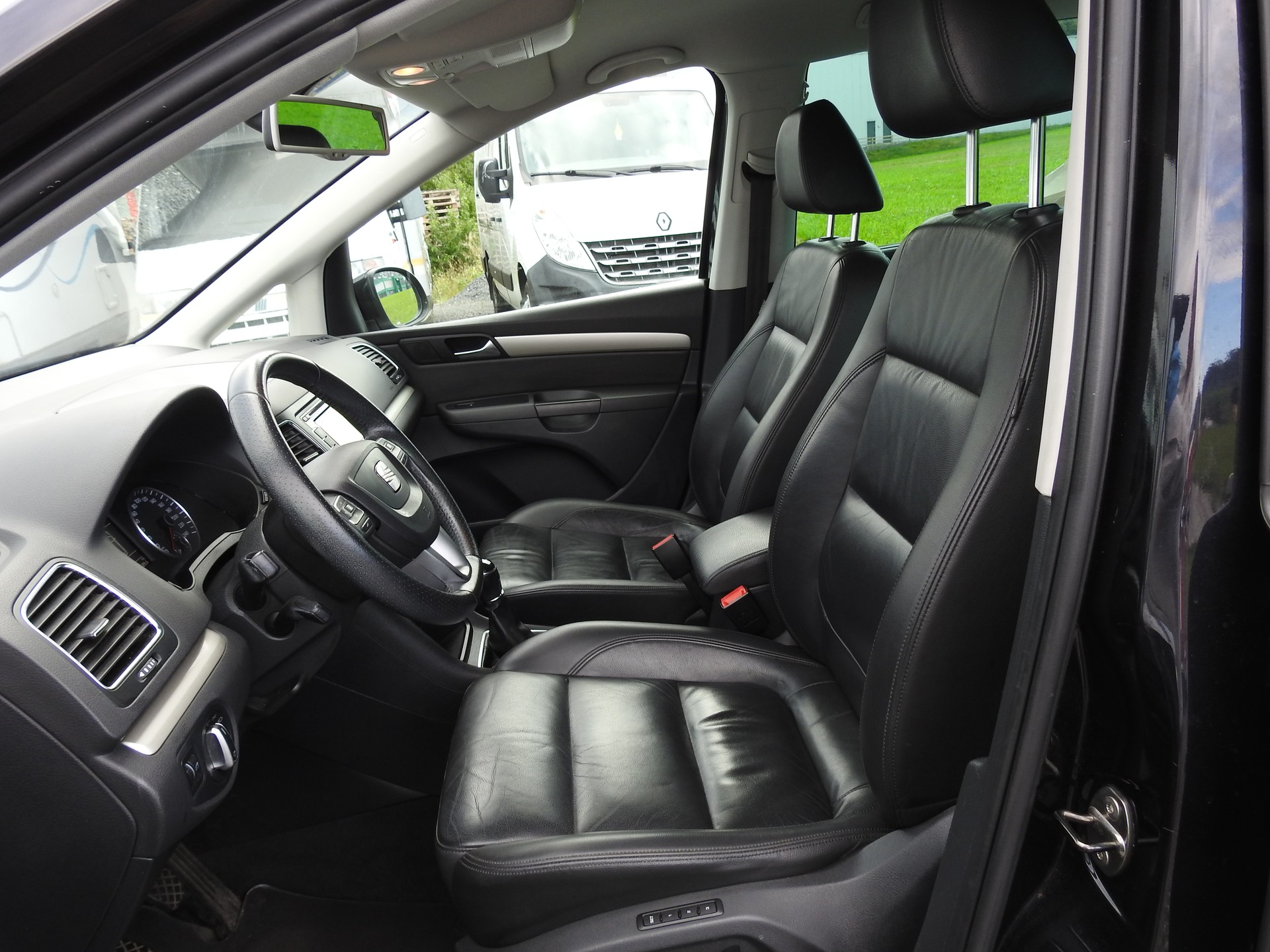 SEAT Alhambra 2.0 TDI Comfort 4x4-image-12