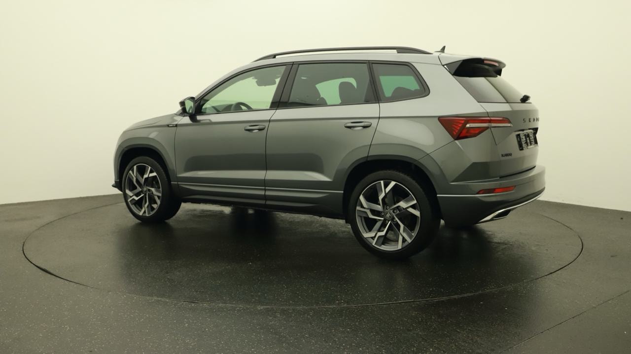 SKODA Karoq 2.0 TSI SportLine 4x4 DSG-image-2