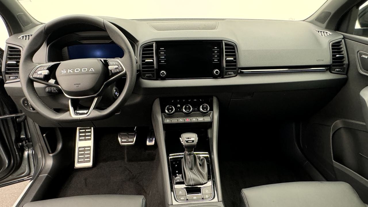 SKODA Karoq 2.0 TSI SportLine 4x4 DSG-image-5