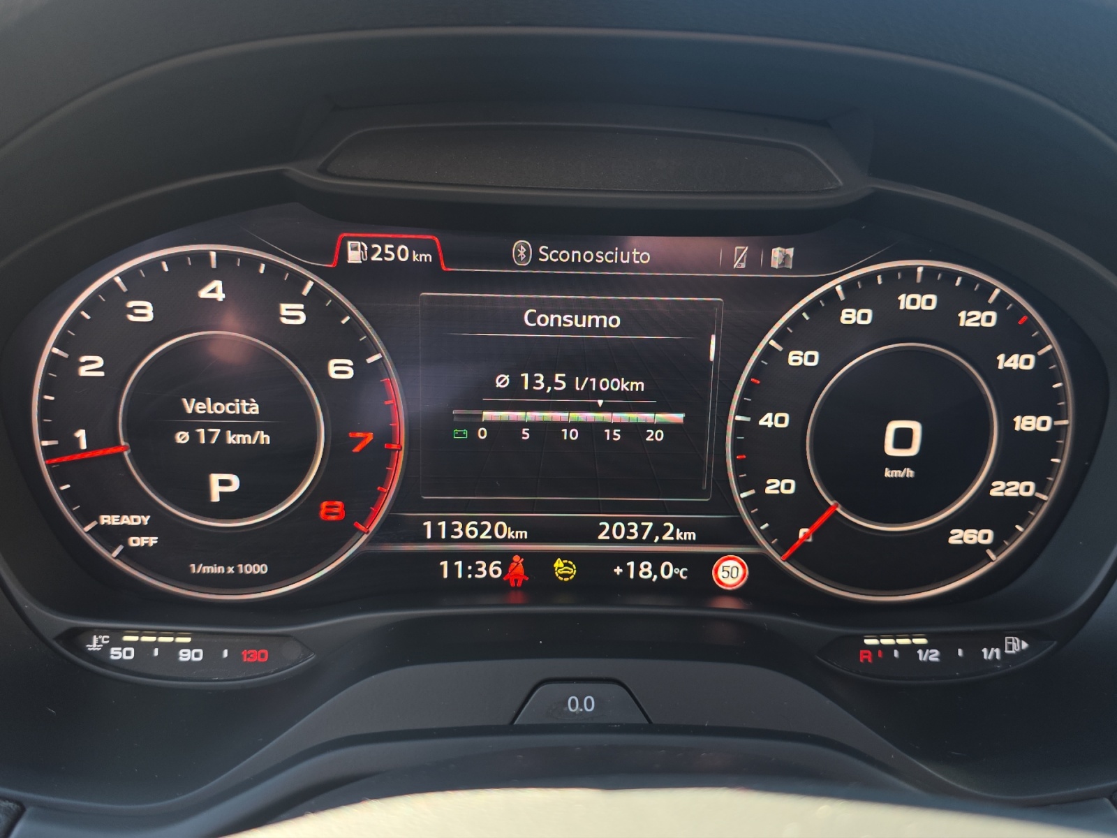 AUDI Q2 40 TFSI S line quattro S-tronic-image-7