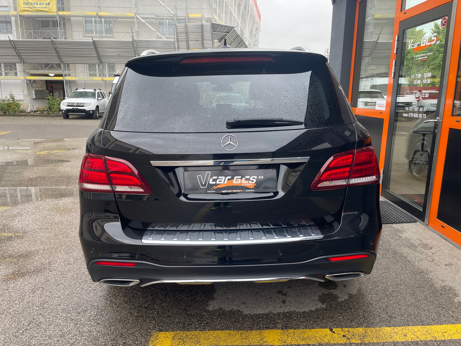 MERCEDES-BENZ GLE 350 d Executive 4Matic 9G-Tronic-image-3