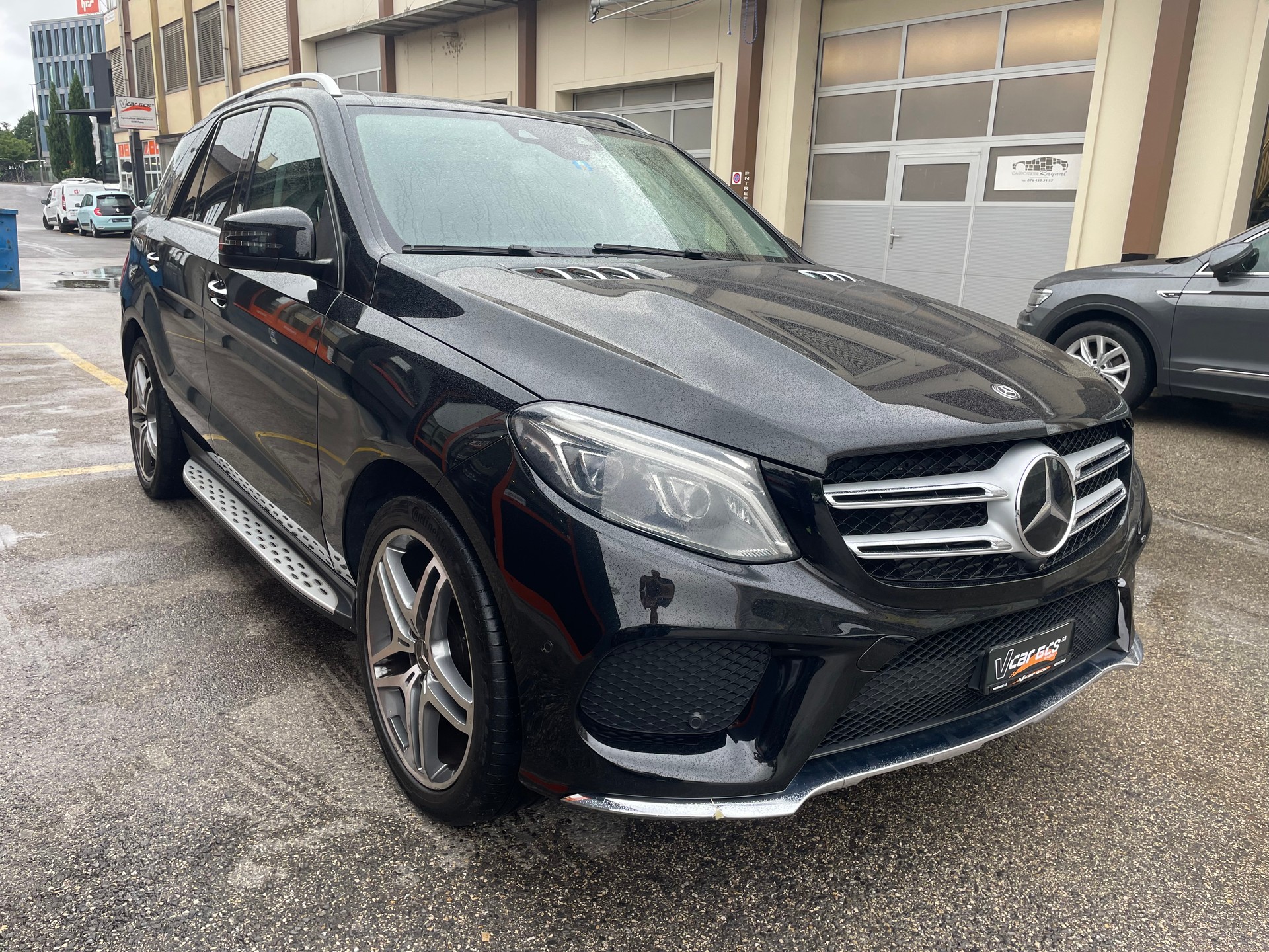 MERCEDES-BENZ GLE 350 d Executive 4Matic 9G-Tronic-image-6