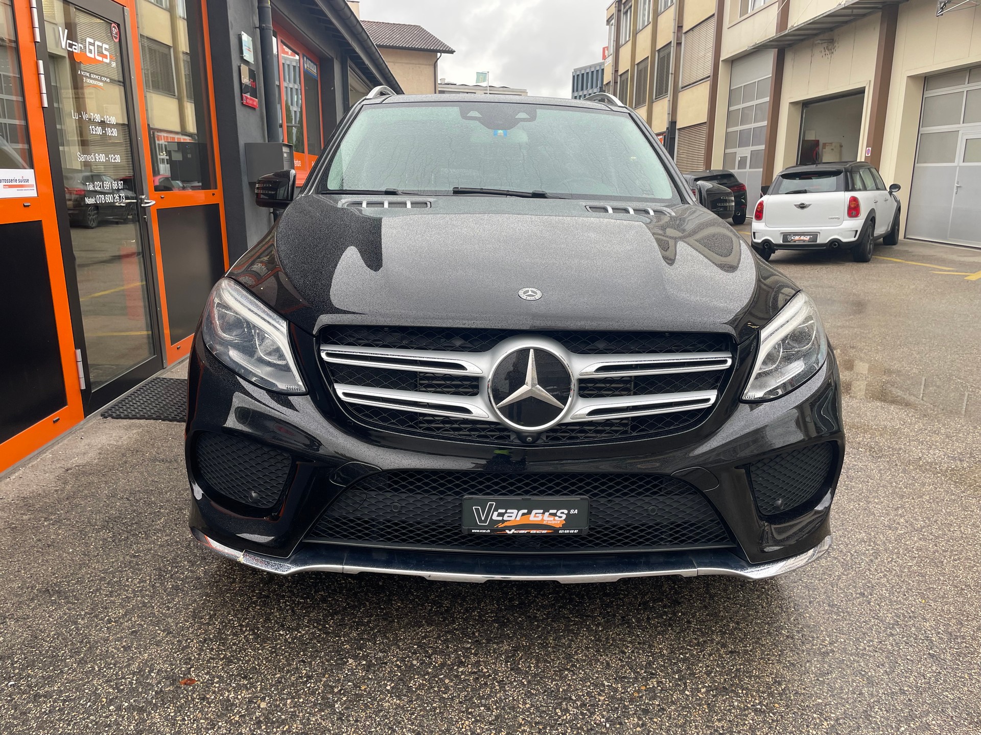 MERCEDES-BENZ GLE 350 d Executive 4Matic 9G-Tronic-image-4