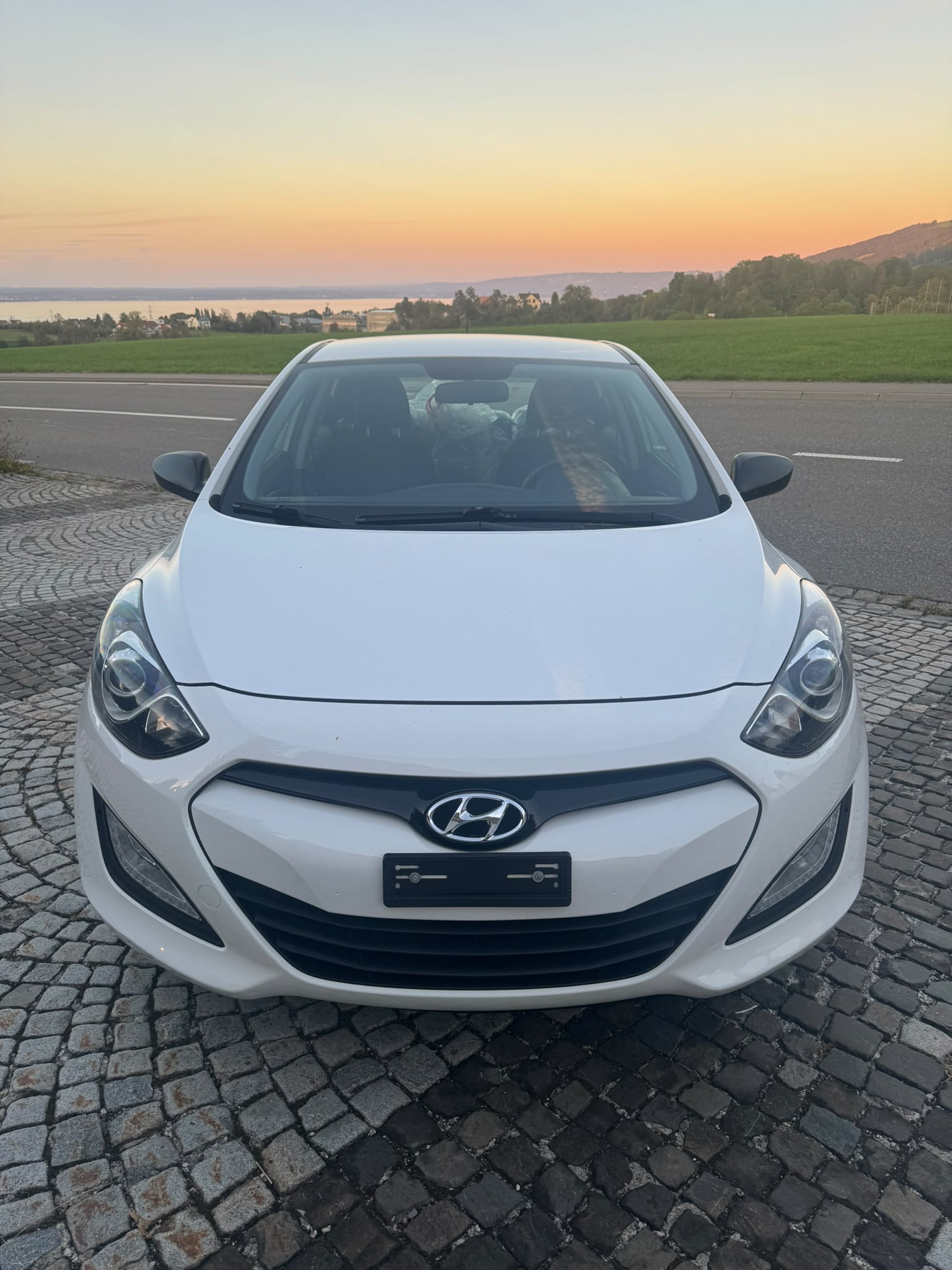 HYUNDAI i30 1.4 Comfort-image-1